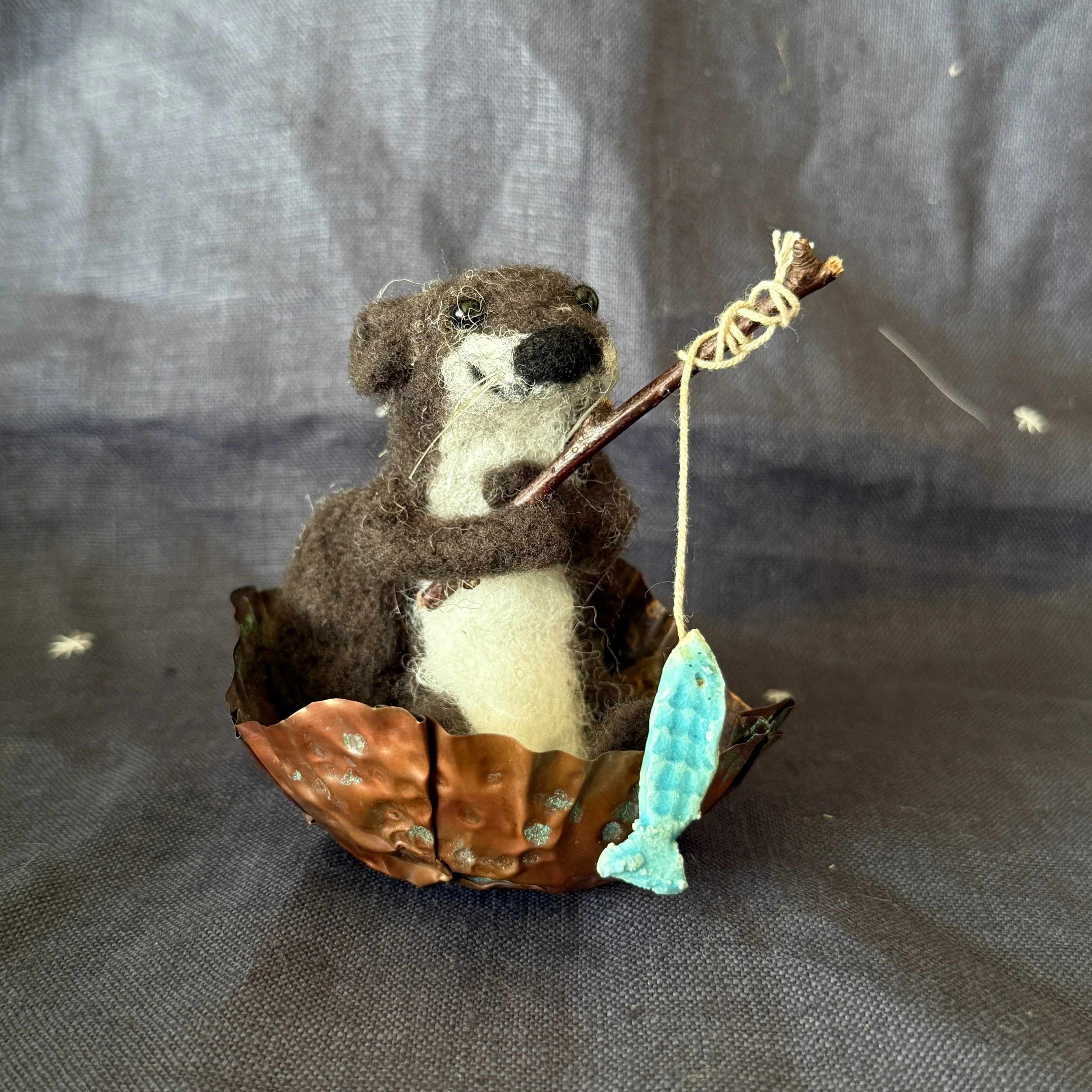 needle felted animals summer celestine and the hare l_5077.jpg