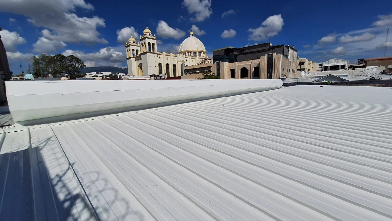 despensa-familiar-centro-libertad-san-salvador-constructora-arquitectos-concorda-12.jpg