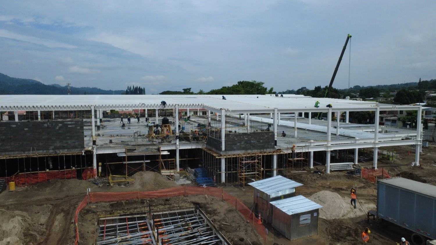 walmart-santa-tecla-avances-de-construccion-agosto-2026-concorda-constructora-arquitectos-el-salvador-0.JPG