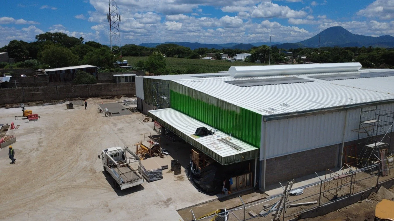 maxidespensa-chalchuapa-avances-de-construccion-agosto-2026-concorda-constructora-arquitectos-el-salvador-2.JPG