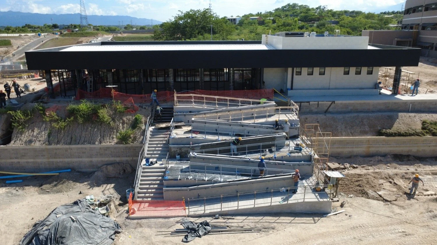 instituto-retos-fundacion-touno-steiner-avances-de-construccion-agosto-2026-concorda-constructora-arquitectos-el-salvador-58.JPG
