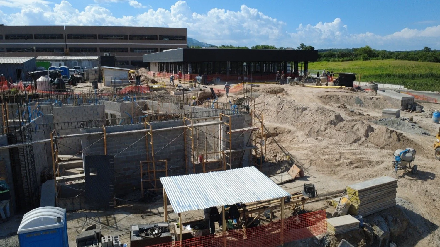 instituto-retos-fundacion-touno-steiner-avances-de-construccion-agosto-2026-concorda-constructora-arquitectos-el-salvador-66.JPG