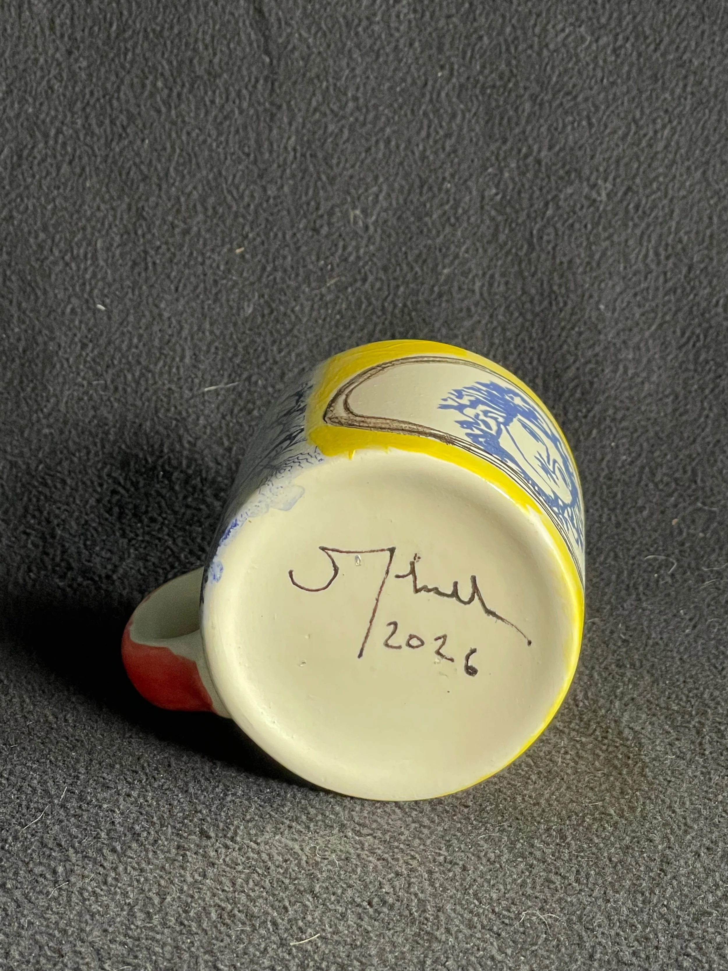 MUG #11
