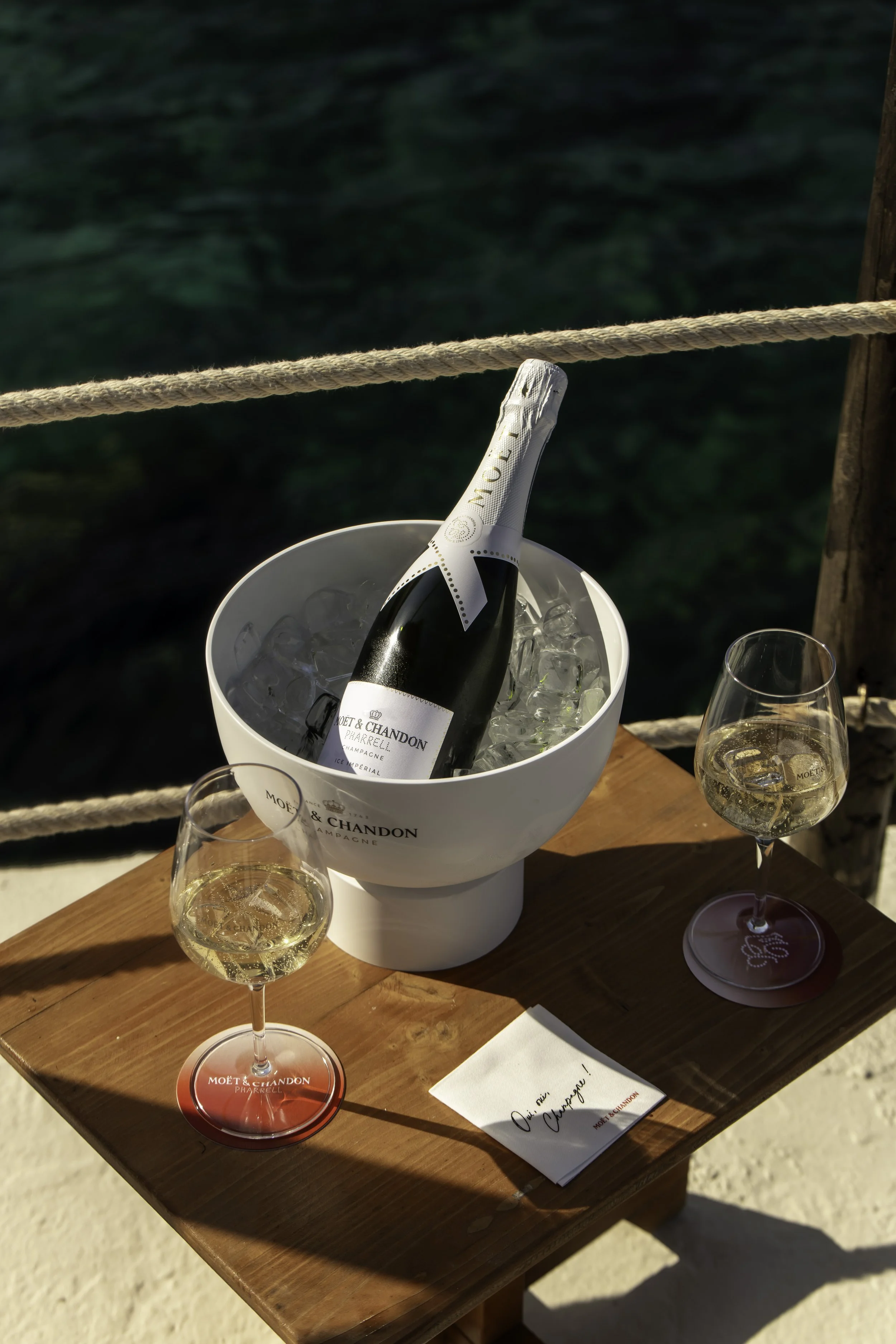 Moët &amp; Chandon da la bienvenida al verano en Mallorca en Beach Club Gran Folie, con Ice Impérial by Pharrel Williams como protagonista.