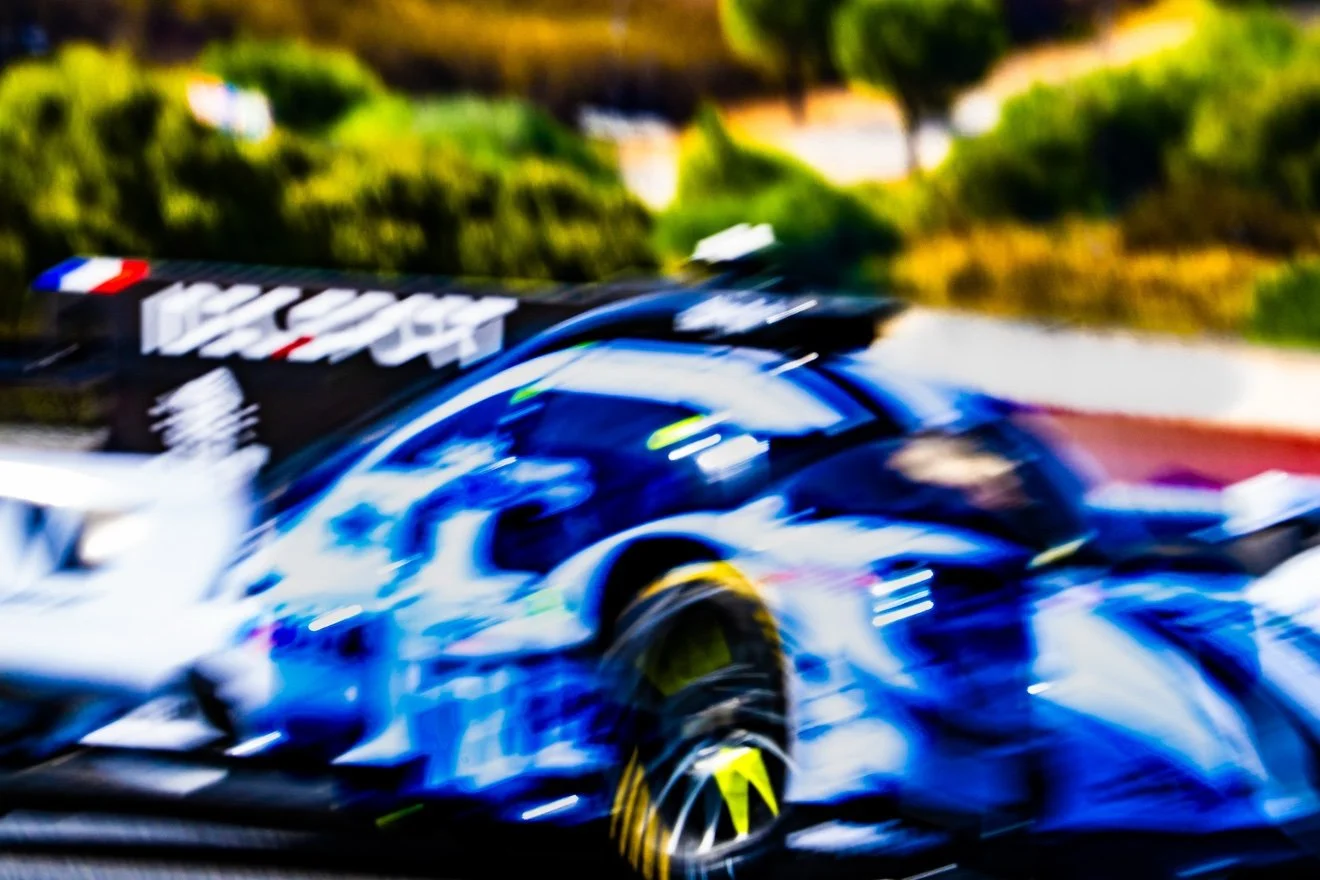 Blue Streak — DSC00245