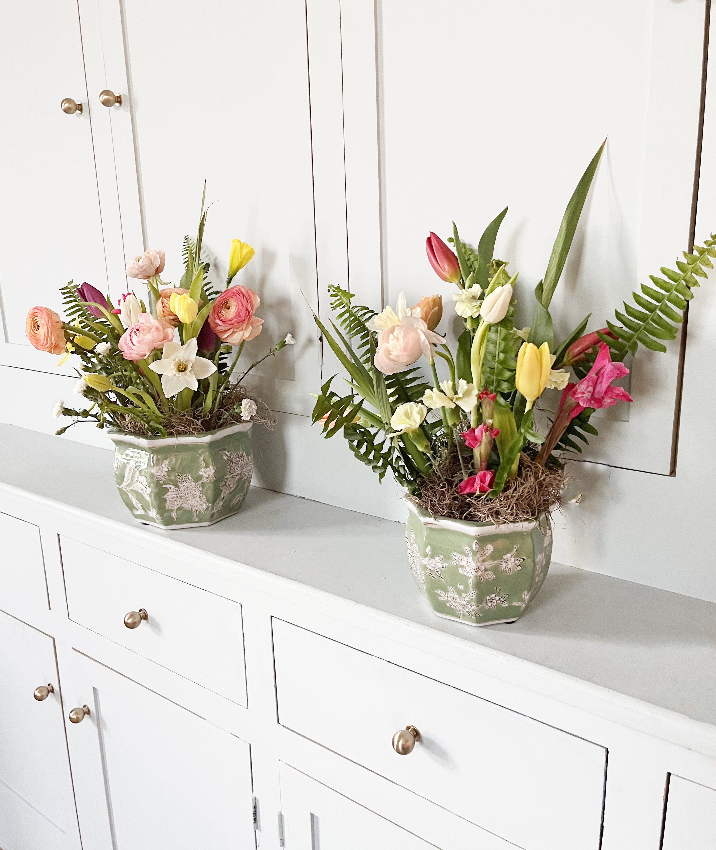 IMG_5425_GRN&WHT CHIN SET.jpg