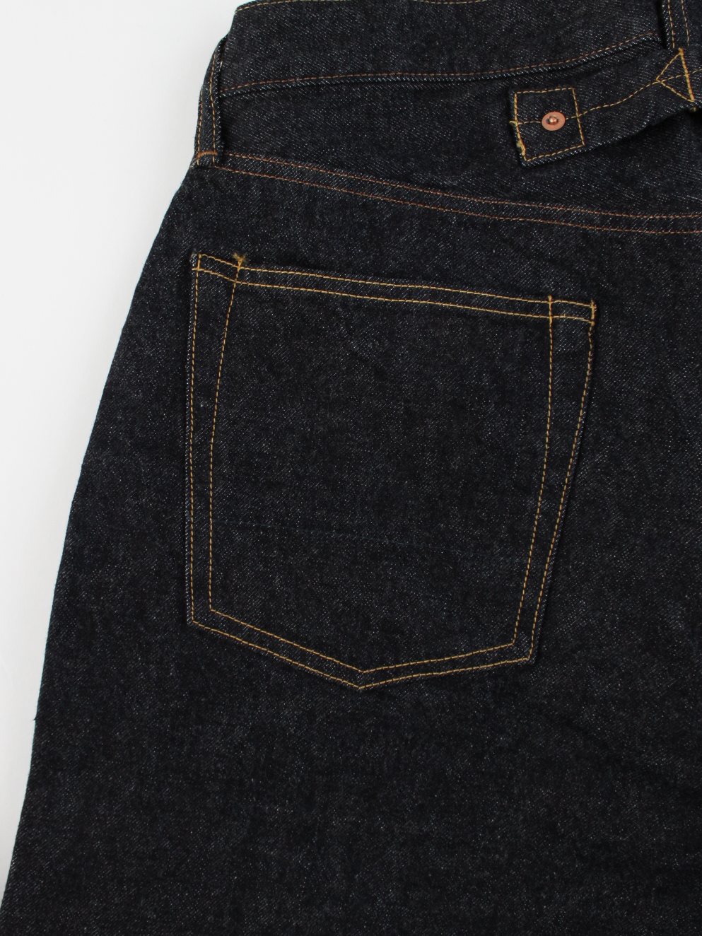 IMG_2007 2_clipped_rev_1.png