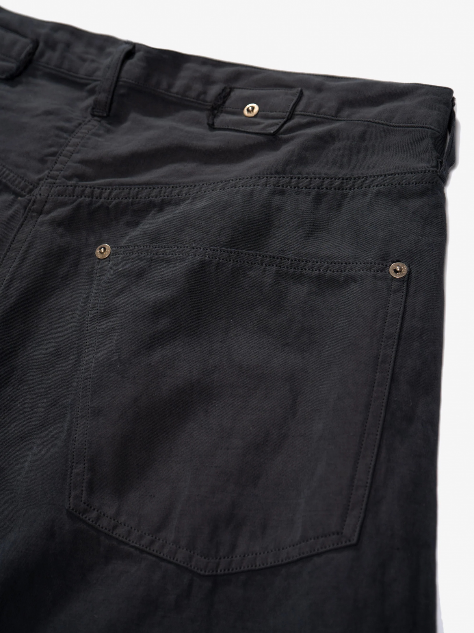 LWKS-B014-LW-C-KAPTAIN-SUNSHINE-COTTON-LINEN-PANT-CHARCOAL-04.jpg_clipped_rev_1.png