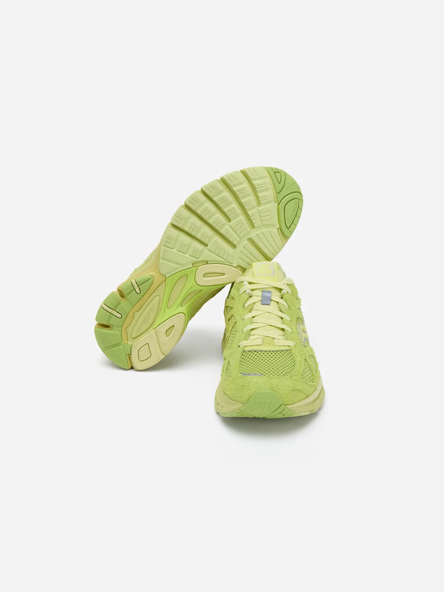 3S-02FEB26_3S_X_SAUCONY_LOVEBIRD_TOP.jpg.webp