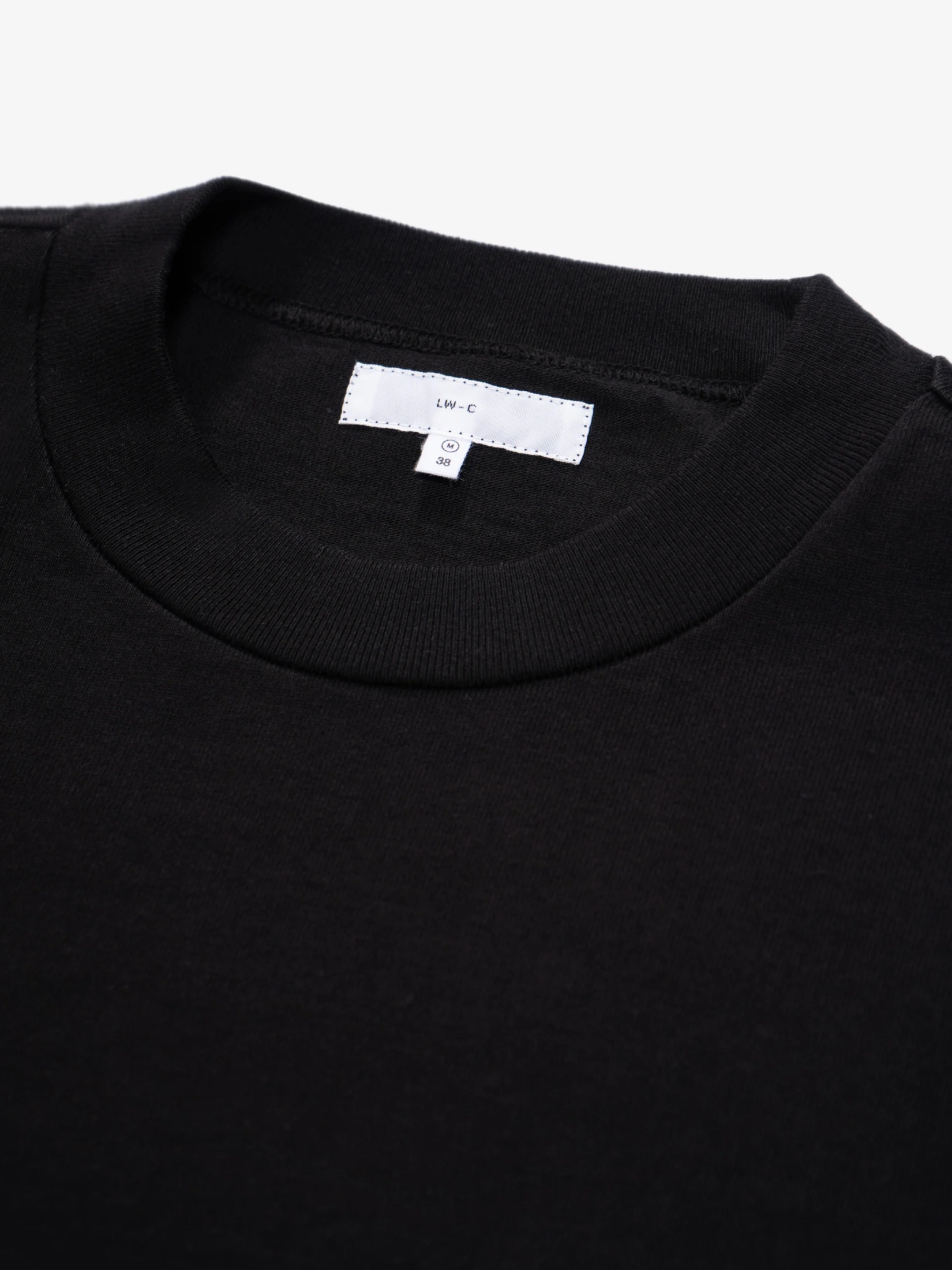 LW130T-RUGBY-T-SHIRT-BLACK-02_clipped_rev_1.png