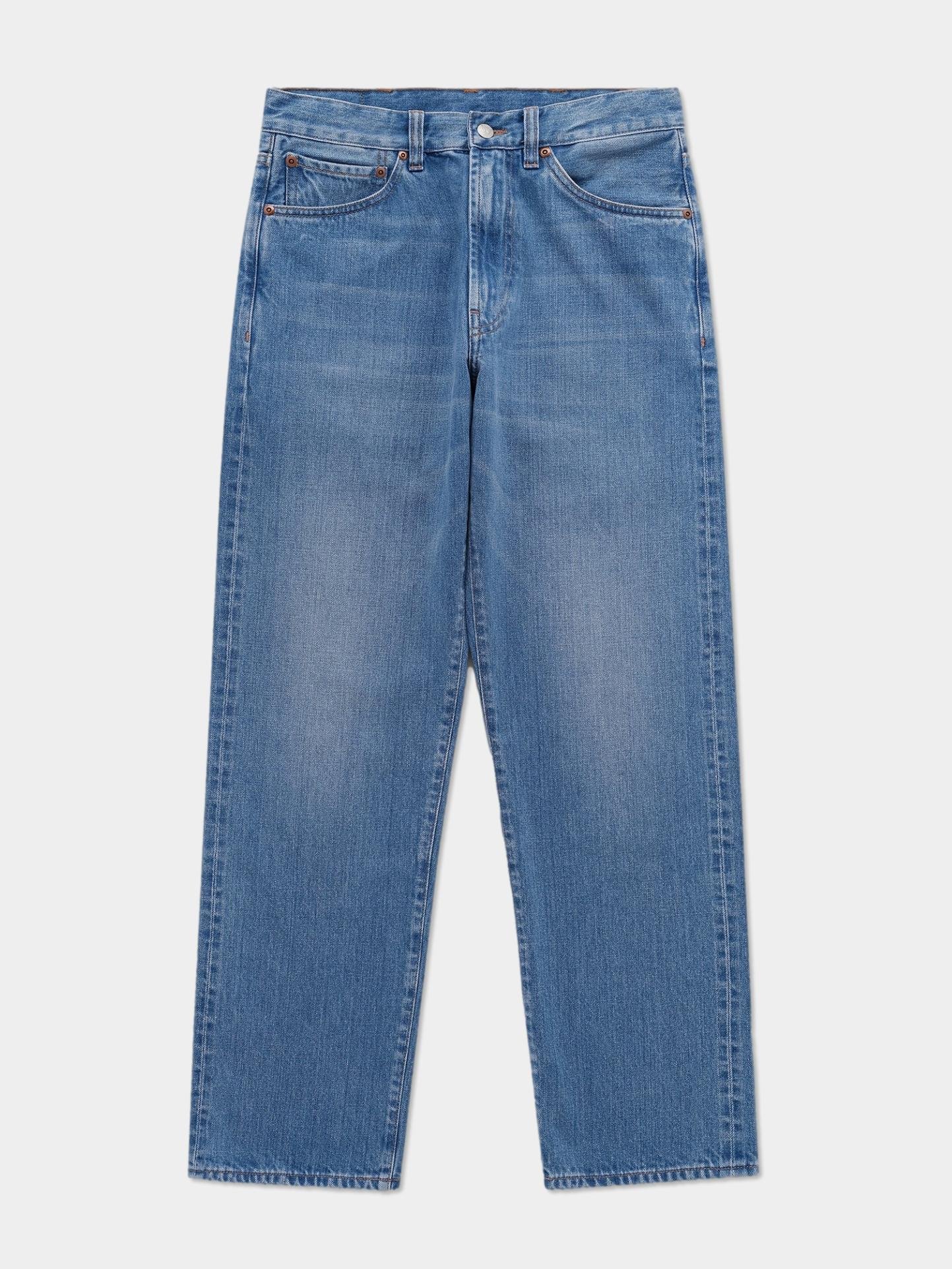 K102_Jean_Light_Indigo_Front_06413923-886d-422c-beac-7133cde7bba7_clipped_rev_1.jpeg