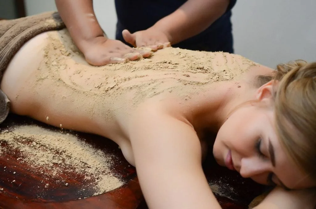 Udwarthanam - Herbal Powder Massage