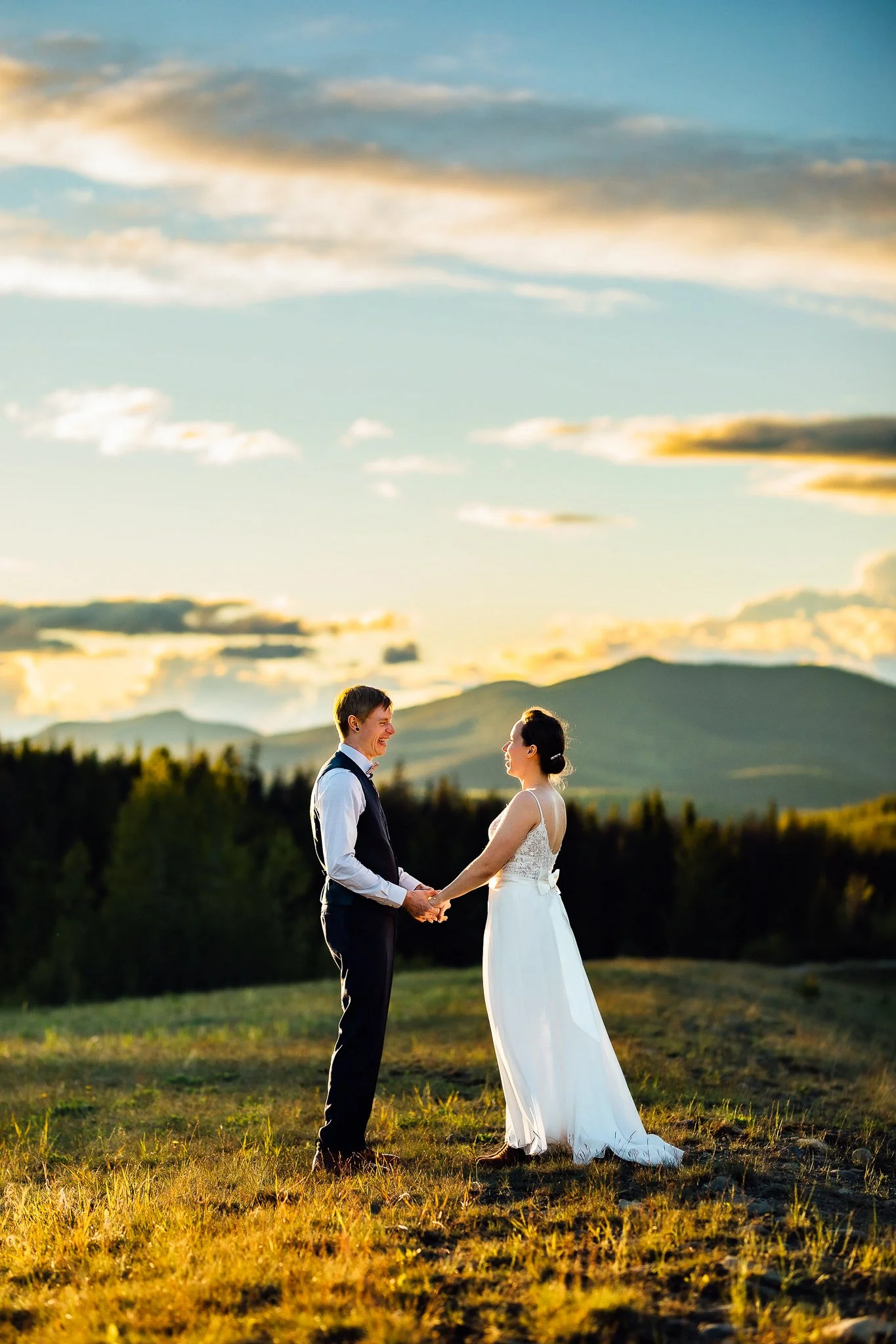RED DEER WEDDING PHOTOGRAPHER090.JPG