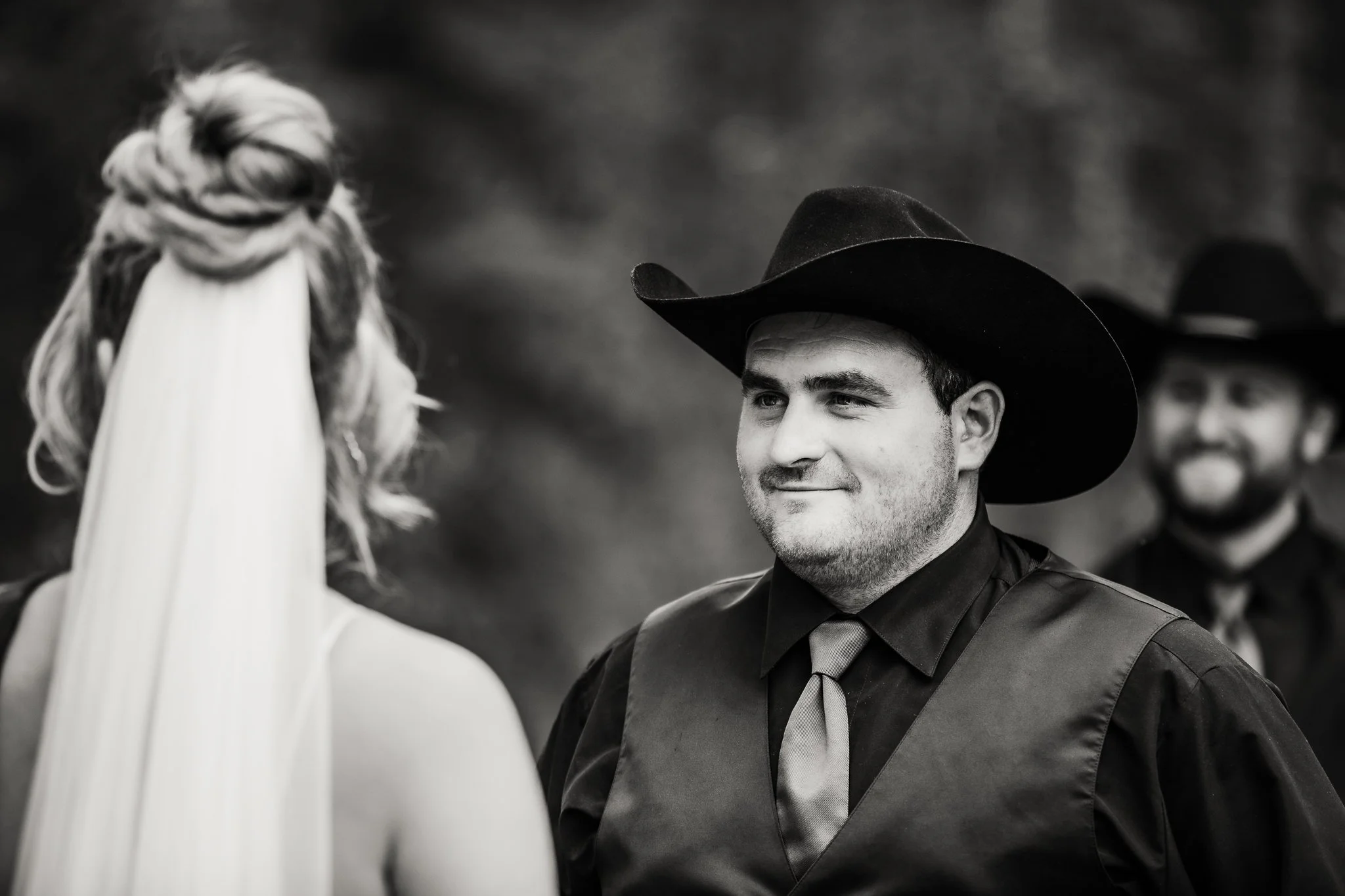 RED DEER WEDDING PHOTOGRAPHER014.JPG