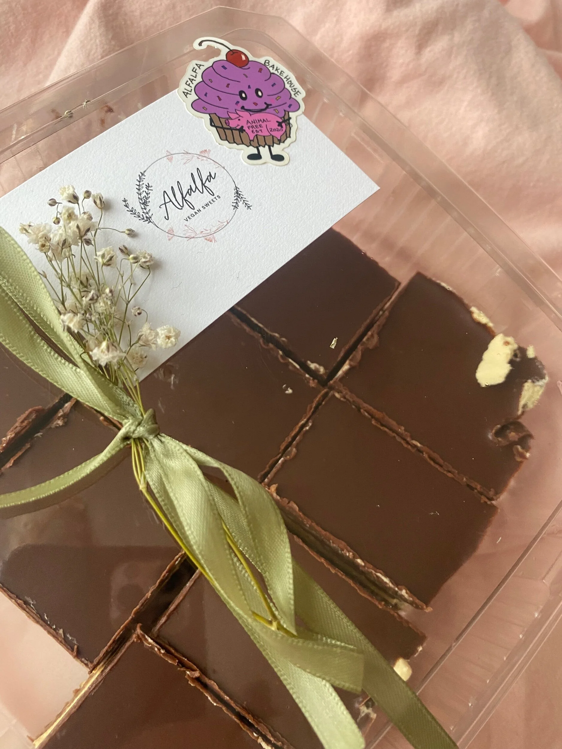 D33B273C-C312-4184-891E-9FB59AF4A97D