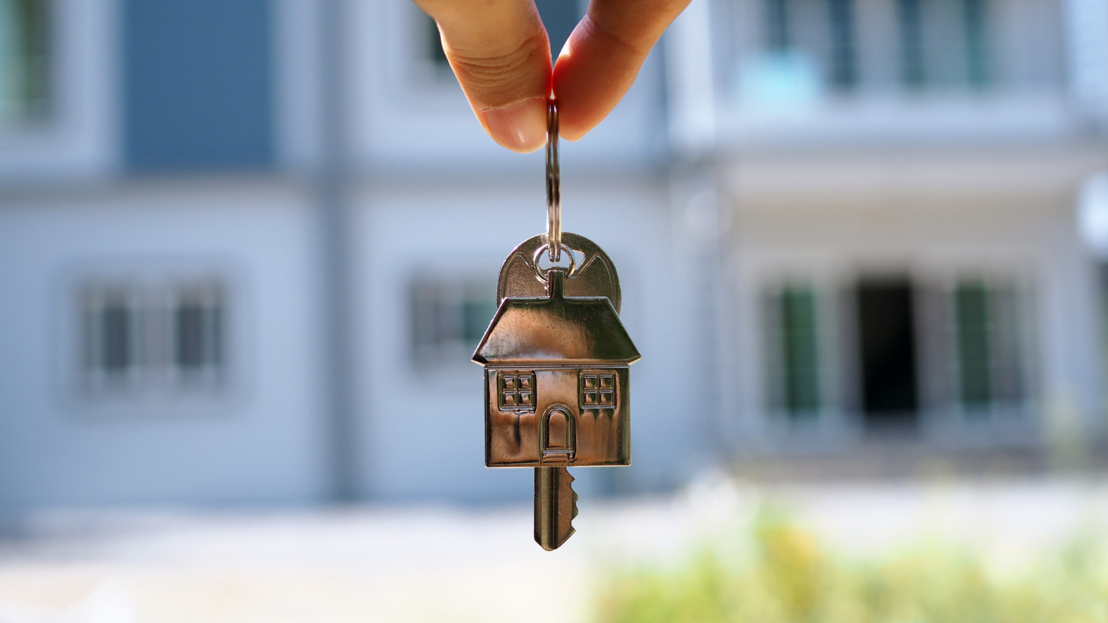 Inherited a House With Your Siblings? Here’s What Happens Next