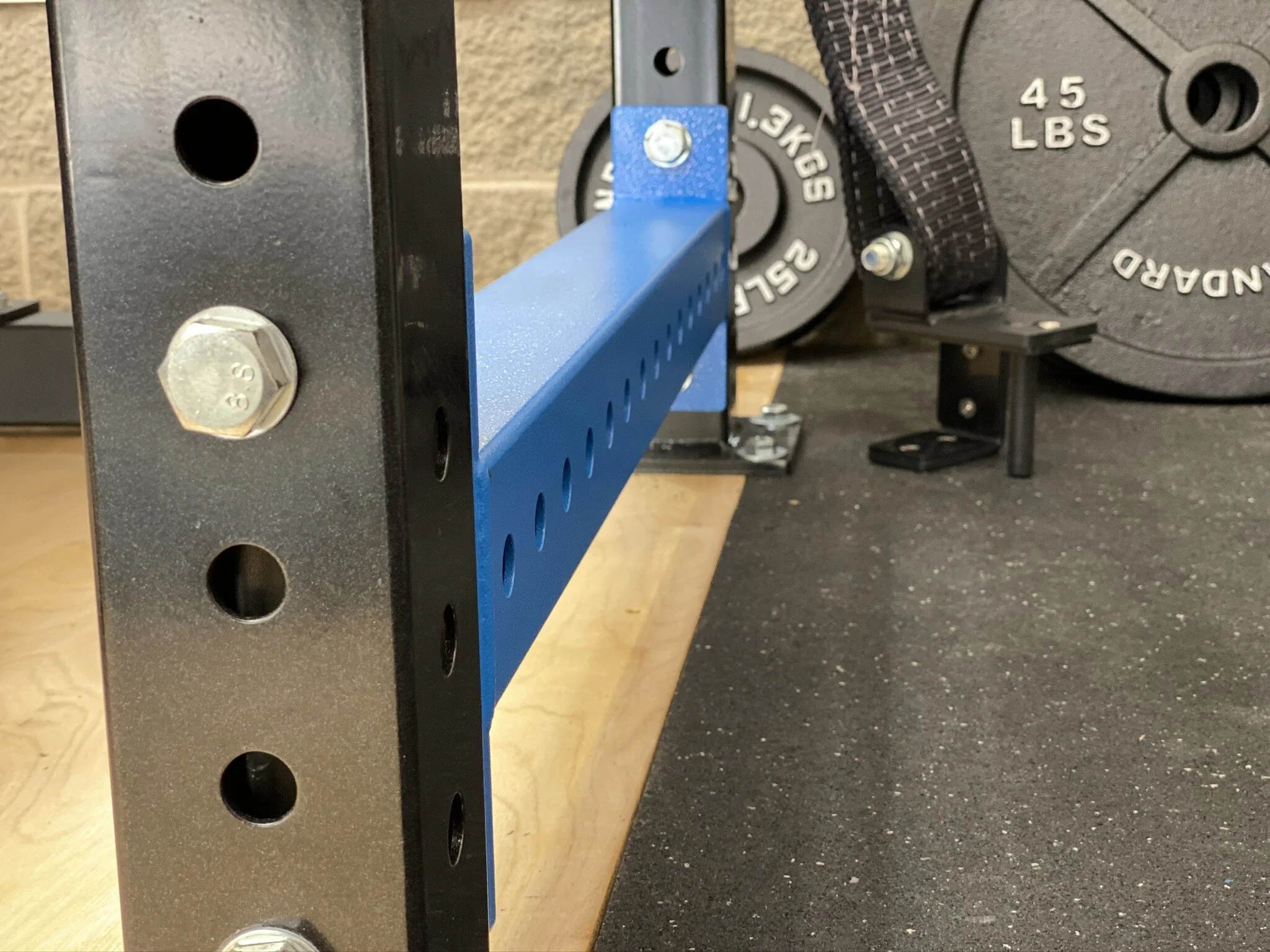 Best bolting power rack to concrete on Sale