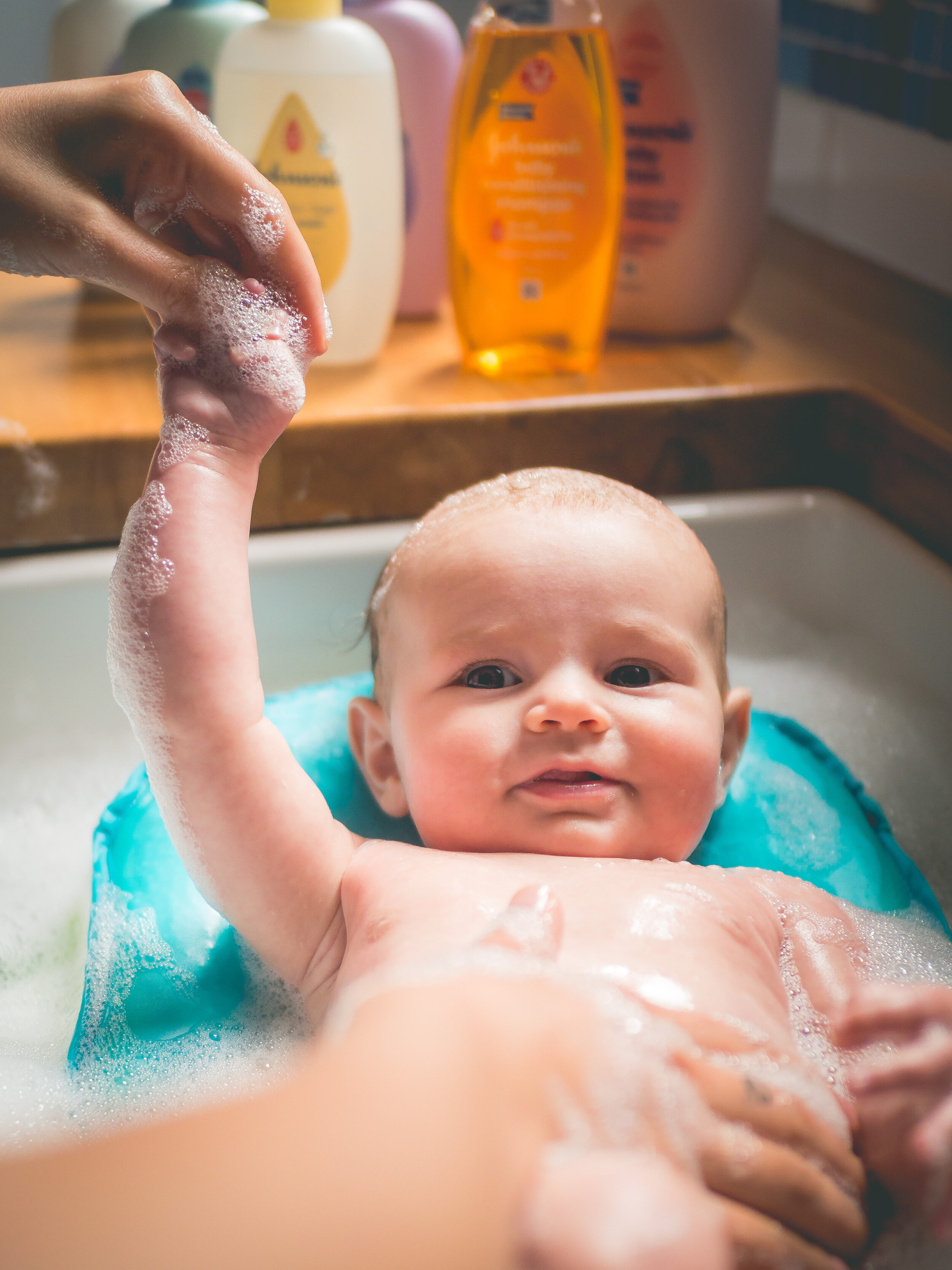Bath Time with Johnson's® Baby — Viktoria Wanders