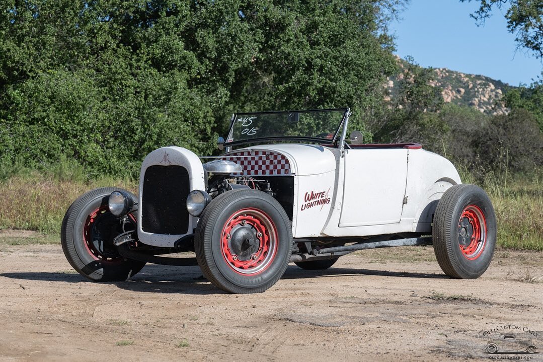 Well traveled Ford Roadster, awesome ride!
.
.
.
.
. 
#fordmodela #roadster #hotrods #fordroadster #rpmnationals #classiccarsculture #builtnotbought #jalopyjournal #americancar #jalopy #americanclassiccars #classicford #earlyford #fordlife #oldcars #