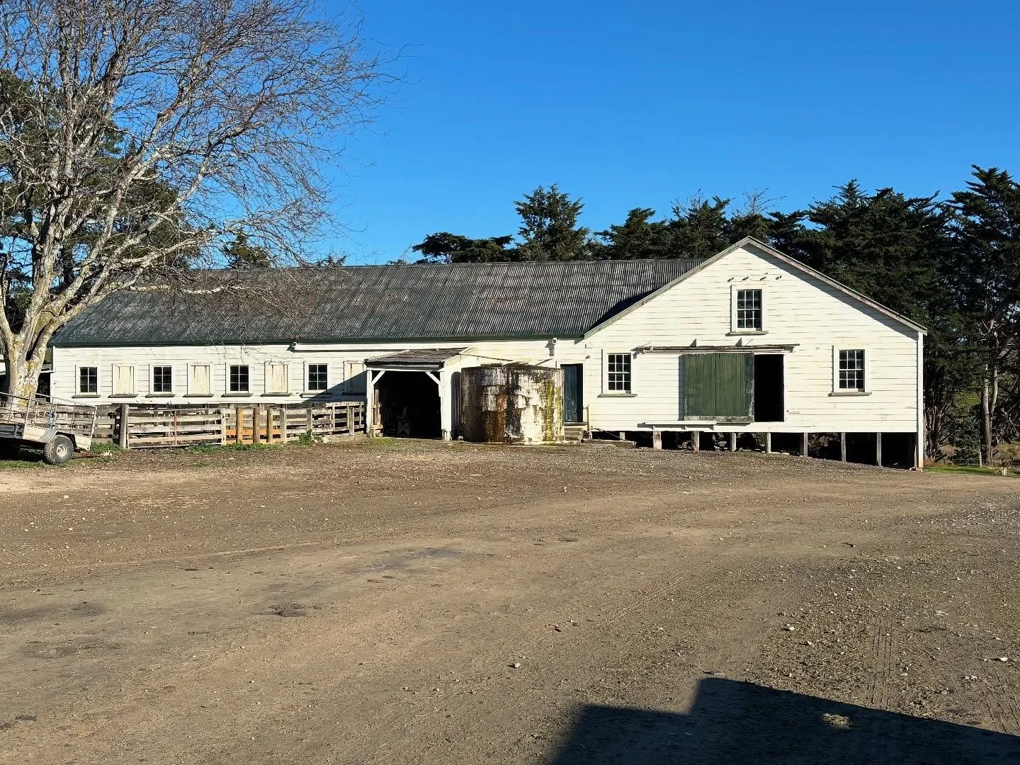 I love a good wool shed. They are a classic kiwi icon. They are built well and have character and charm.