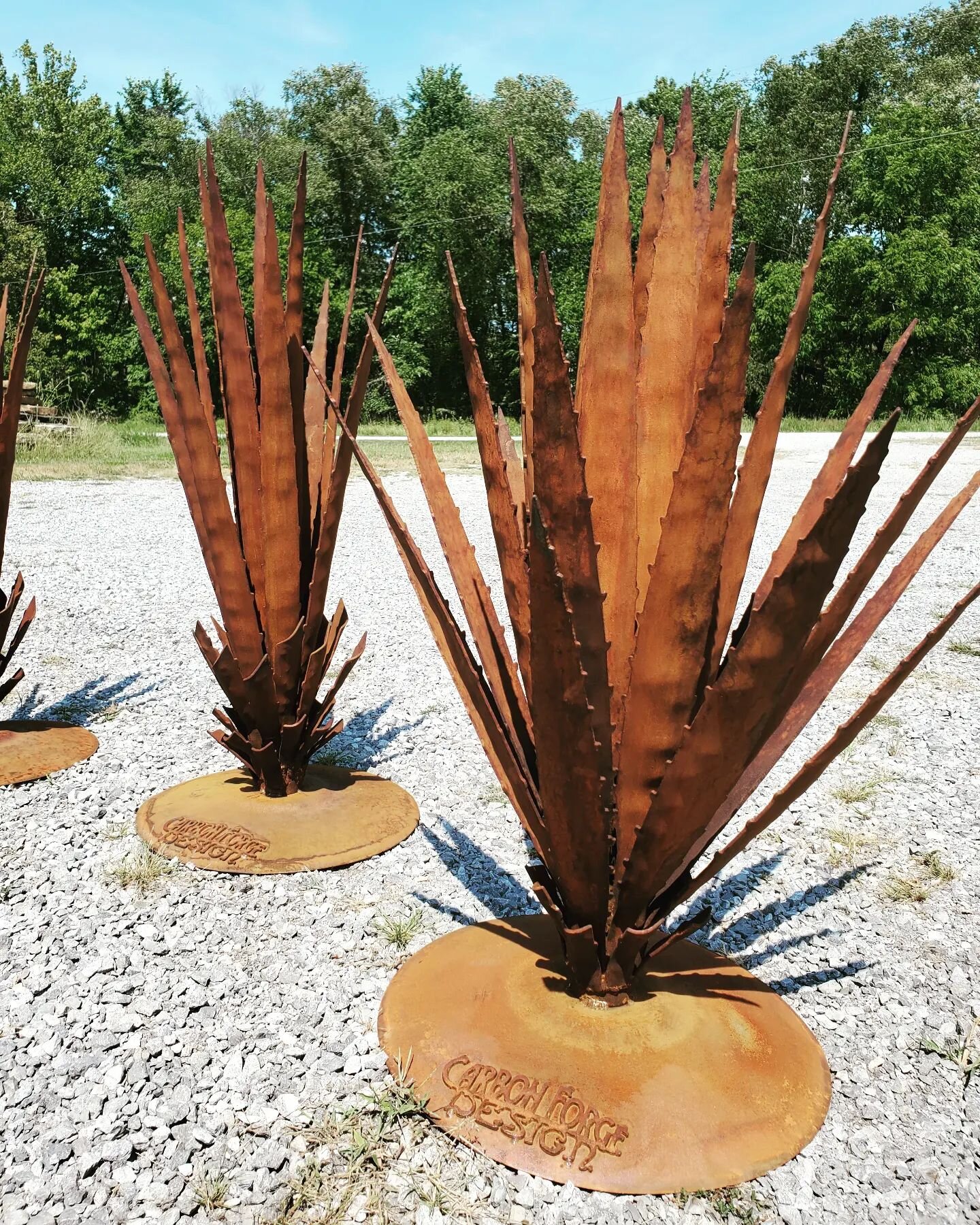 Finished some agave sculptures - these will be available at Cedarhurst Art and Craft fair Sept 9-11 Hand made from corten steel, they will last a lifetime. 

#sculpture #agave #mezcal #tequila #metalwork #metal #fabrication #blacksmith #corten #steel