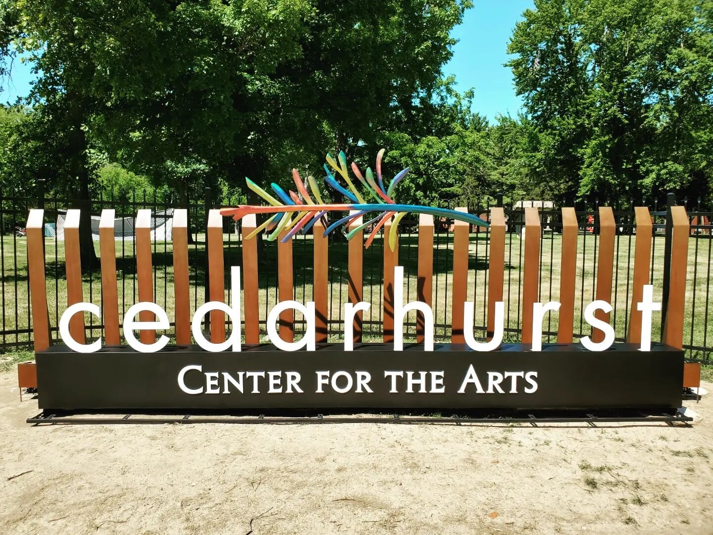 Cedarhurst signage update, last step is lighting and landscaping. I have had such a great time working on this. 

#signage #cedarhurst #fabrication #welding #sign #southernillinois #blacksmith #forge #metalwork #metal #corten #steel #design