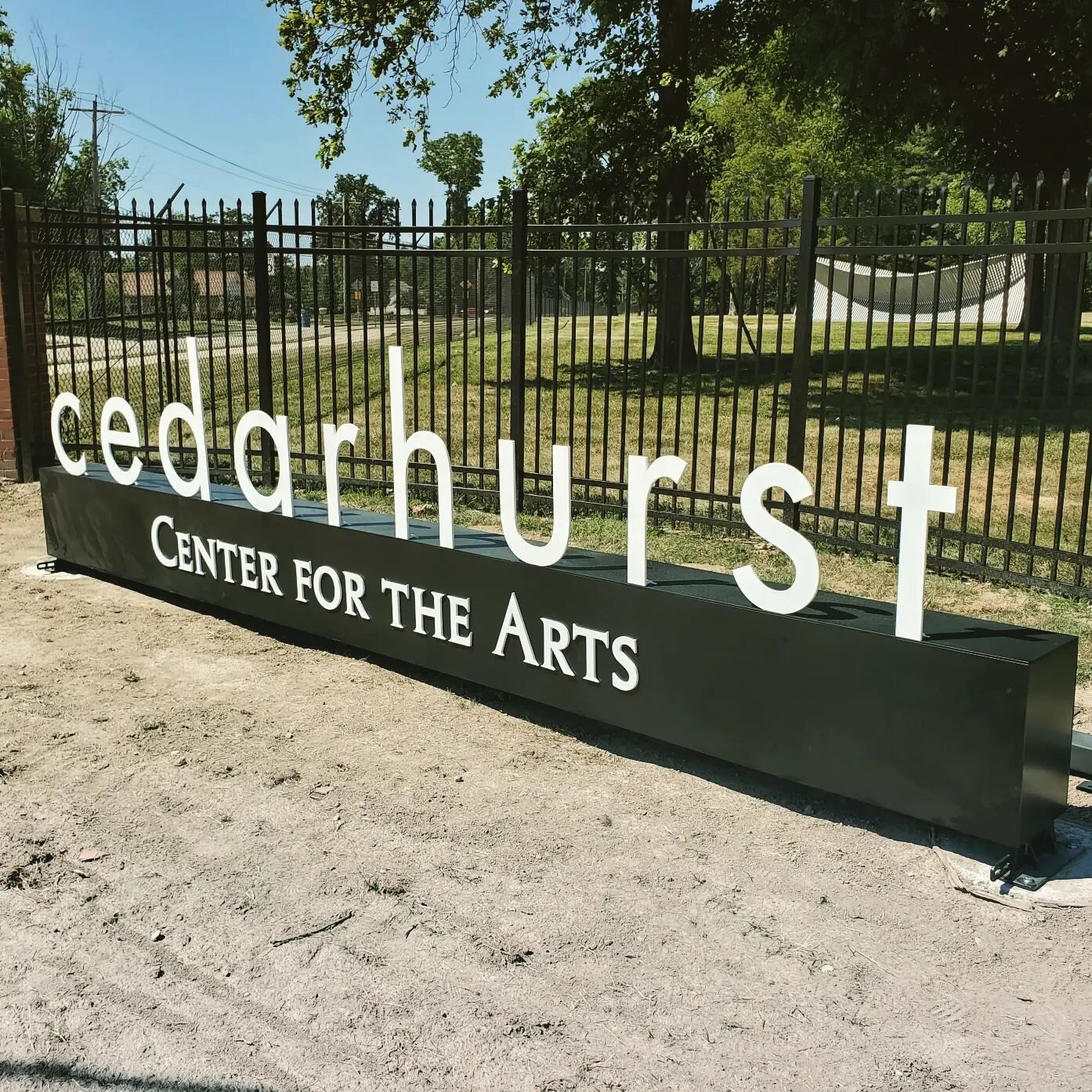 Making some really great progress on this signage for Cedarhurst Center for the Arts. More to come in the next weeks =) 

#sign #metalwork #fabrication #metal #welding #southernillinois #cedarhurst #signage