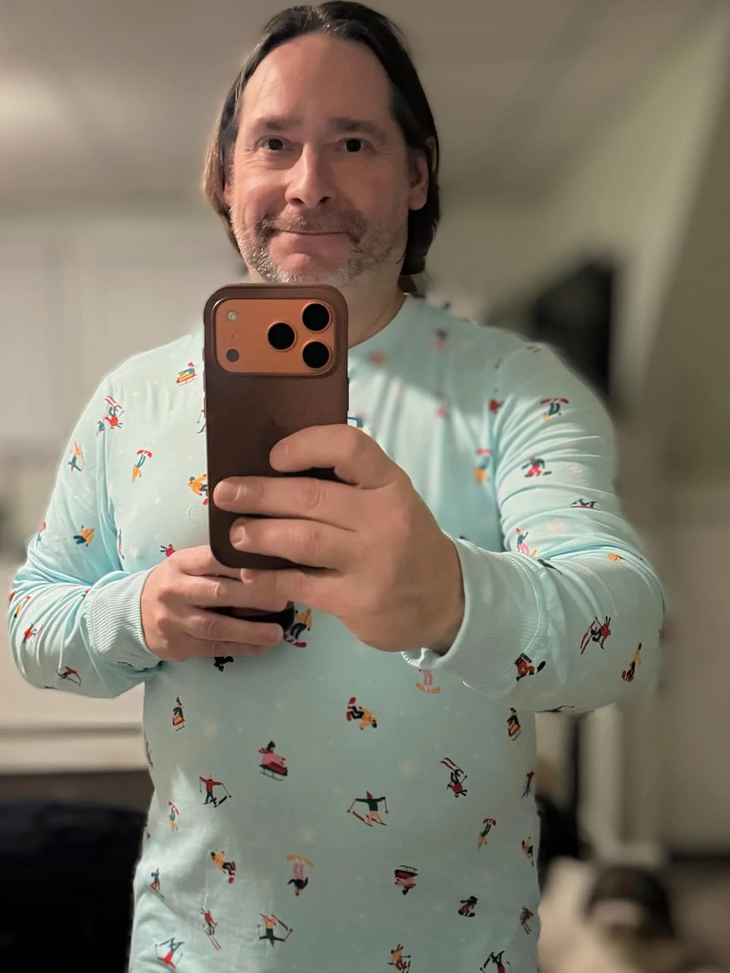 The things I do for family. 😝

Hope you have a wonderful Holiday. Life is short. Be silly.