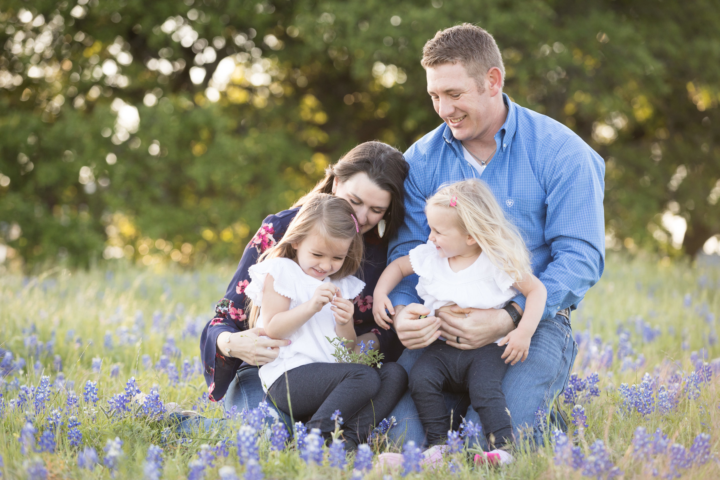 family session bluebonnets Round Rock Texas