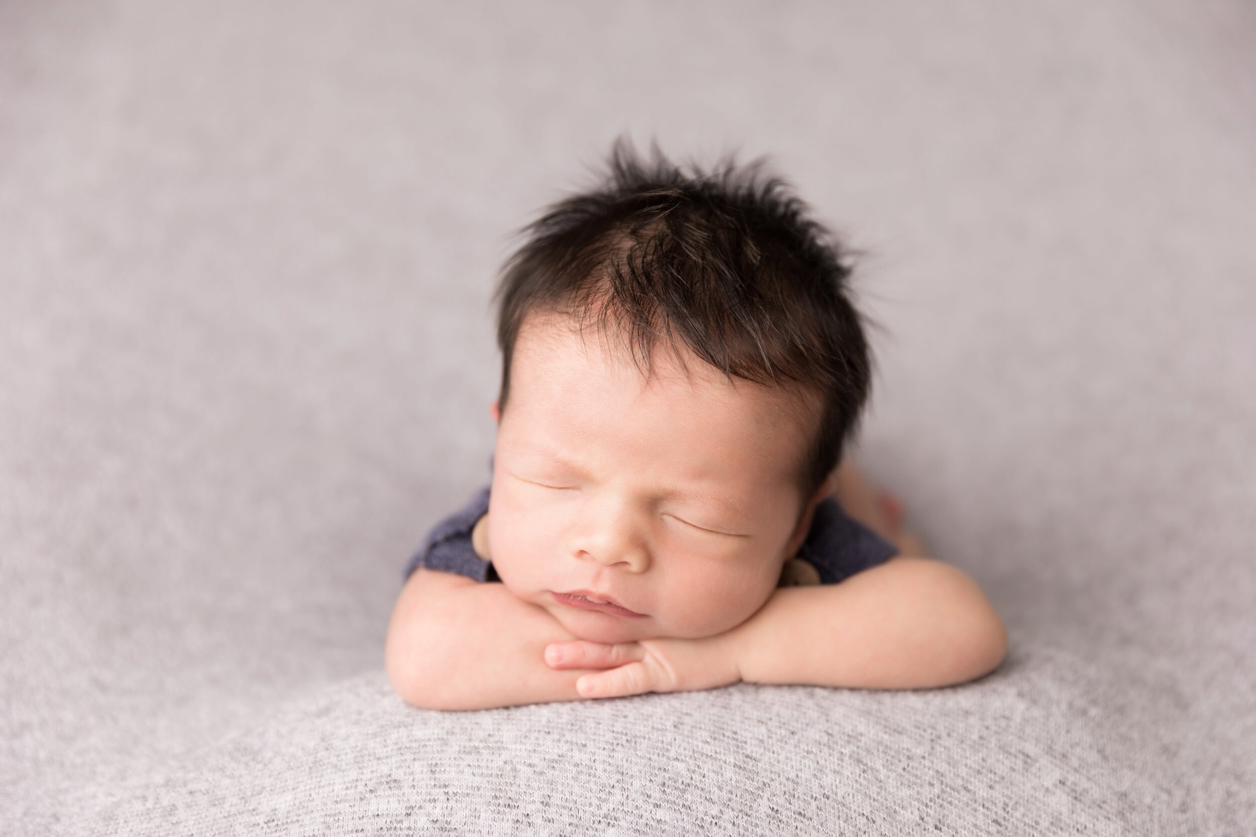 Newborn-Studio-Session-Jessica-Doffing-Photography_0004.jpg