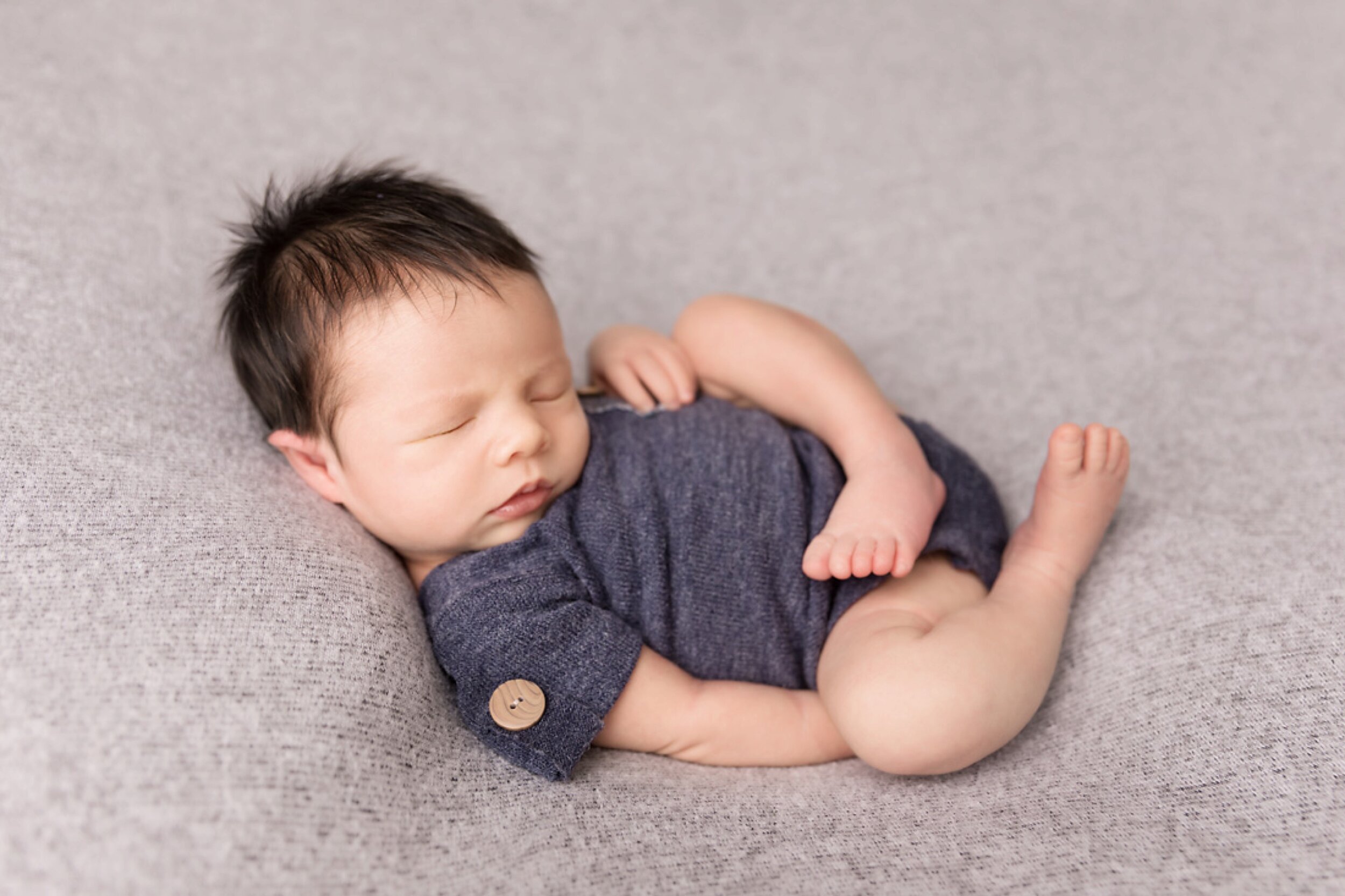 Newborn-Studio-Session-Jessica-Doffing-Photography_0006.jpg