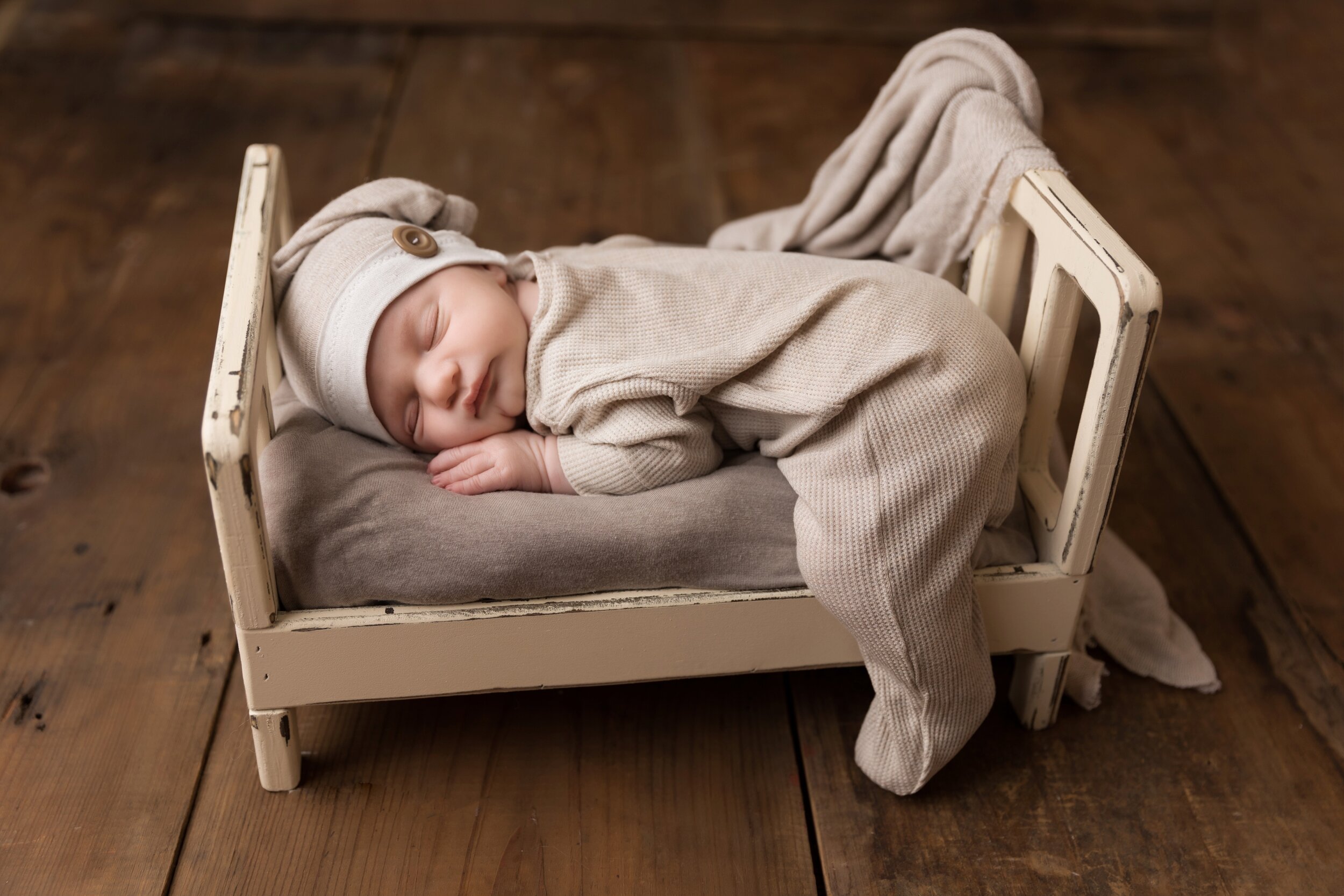 Austin-Newborn-Session-Jessica-Doffing-Photography_0016.jpg