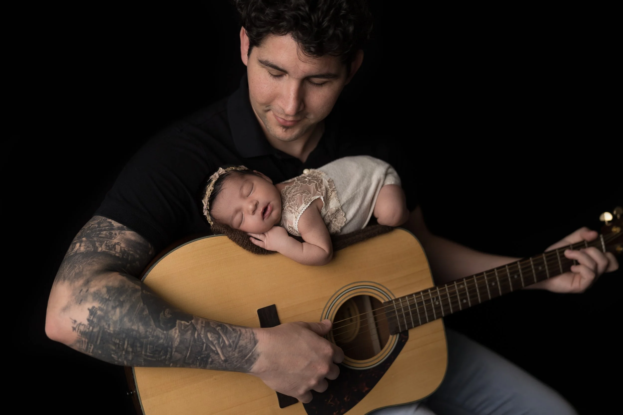 newborn-baby-guitar-music-theme-dad.jpg