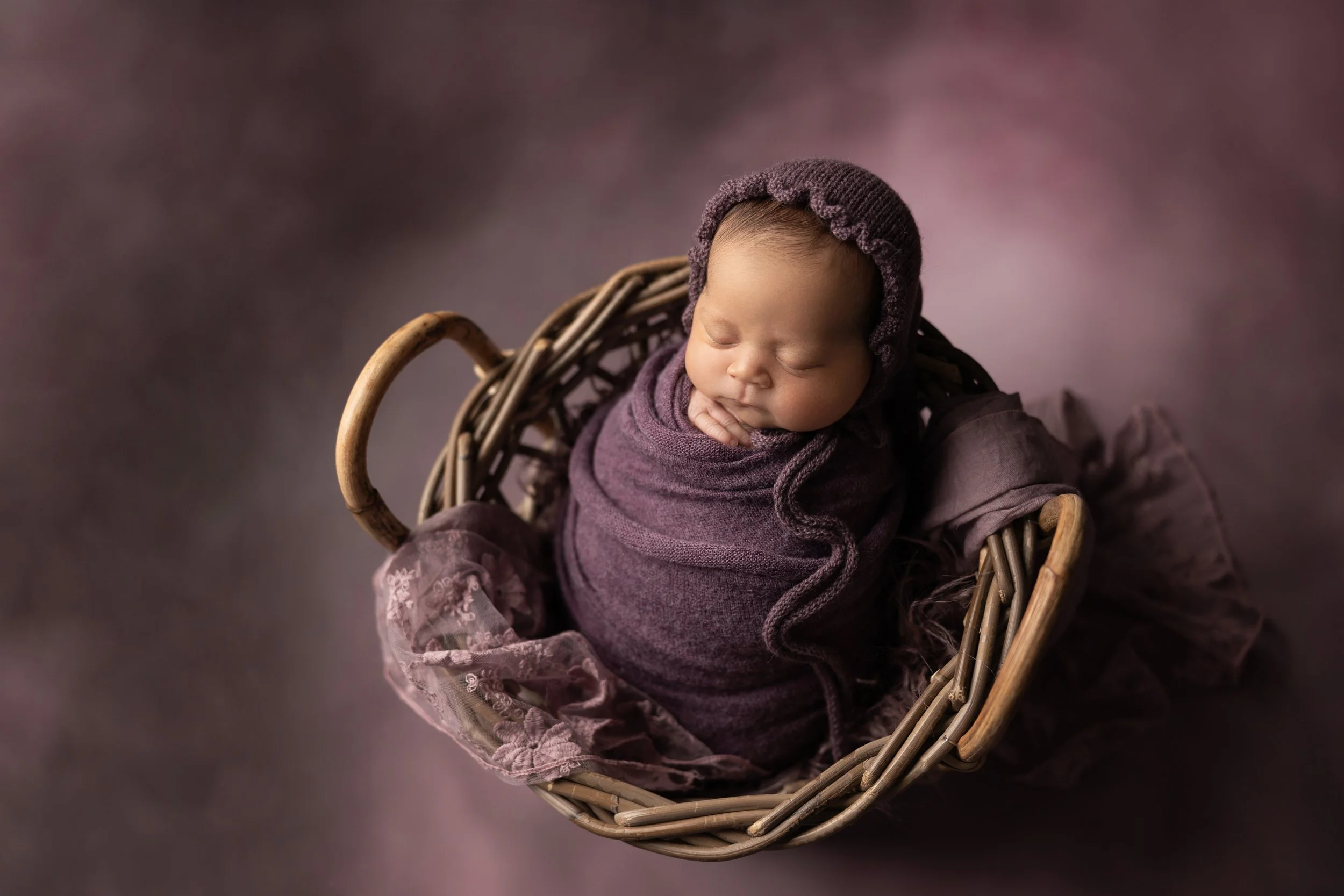 Monochromatic Newborn &amp; Baby Photography: Why It Makes Your Baby Stand Out More