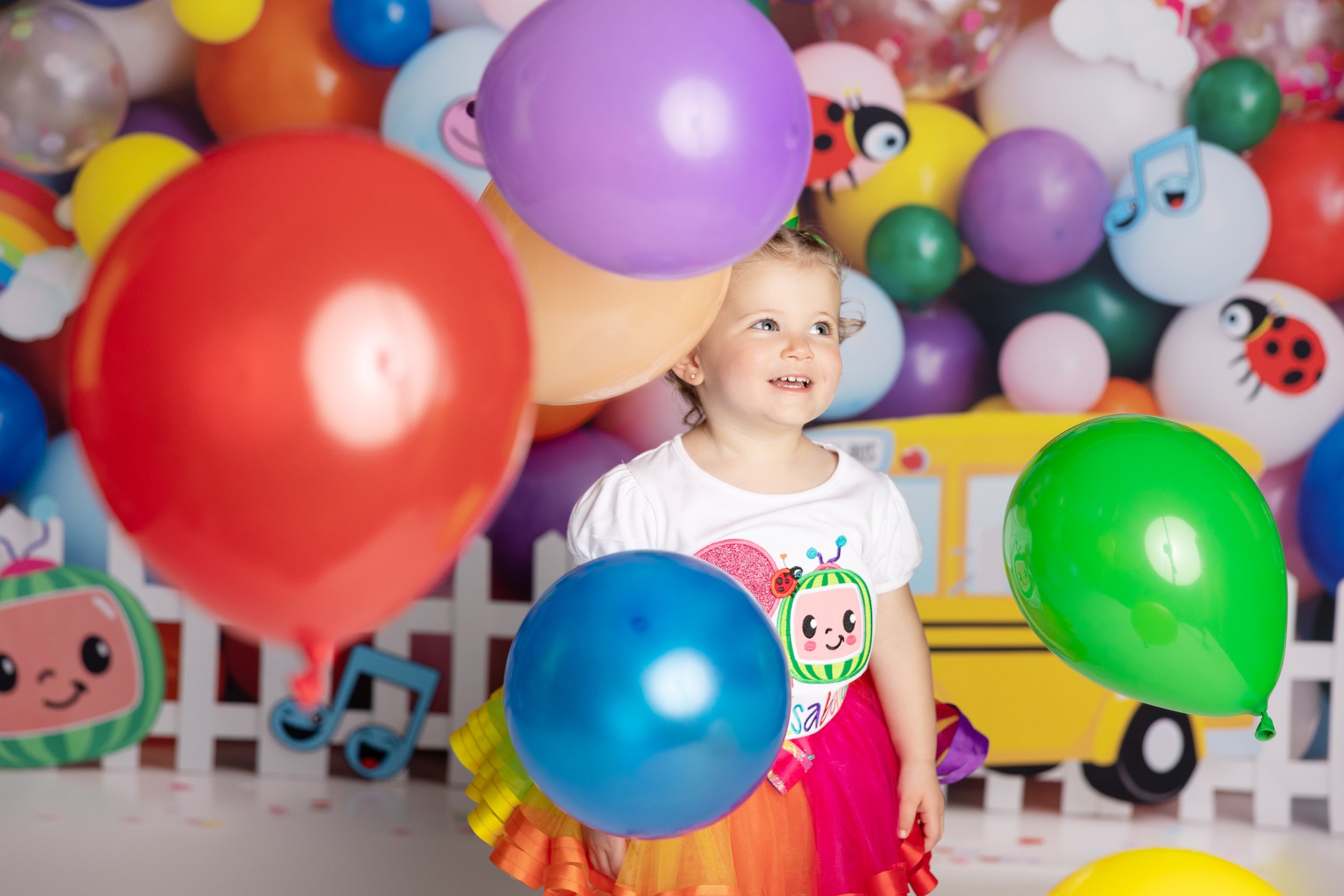 cocomelon mini session toddler photography idea