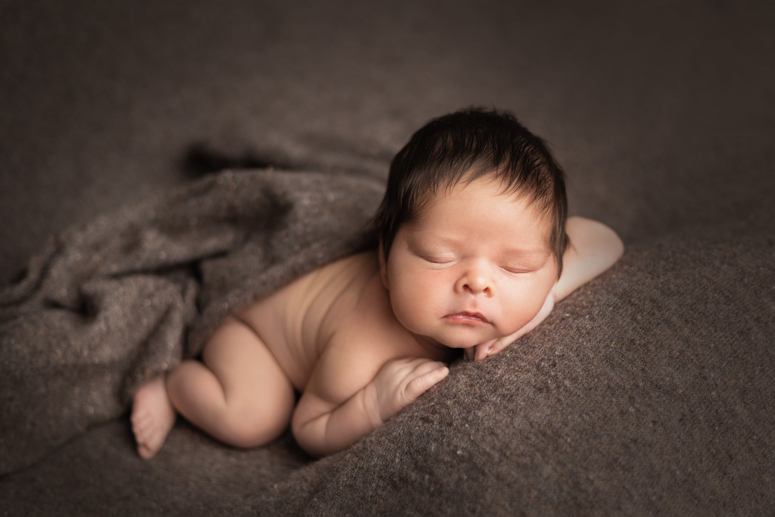 Soft and Cozy Newborn Boy Photography Setup