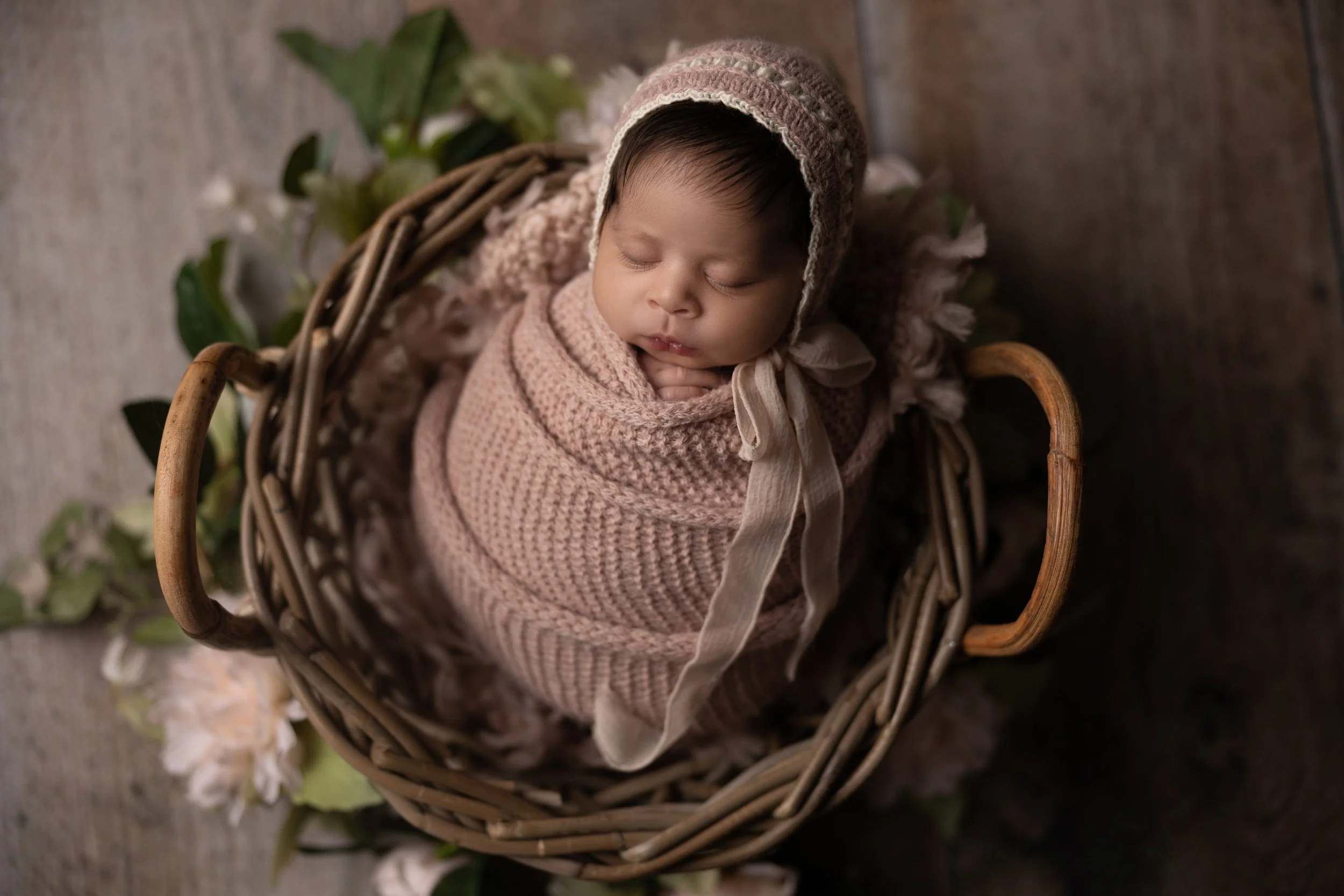 wrapped-newborn-basket-pose