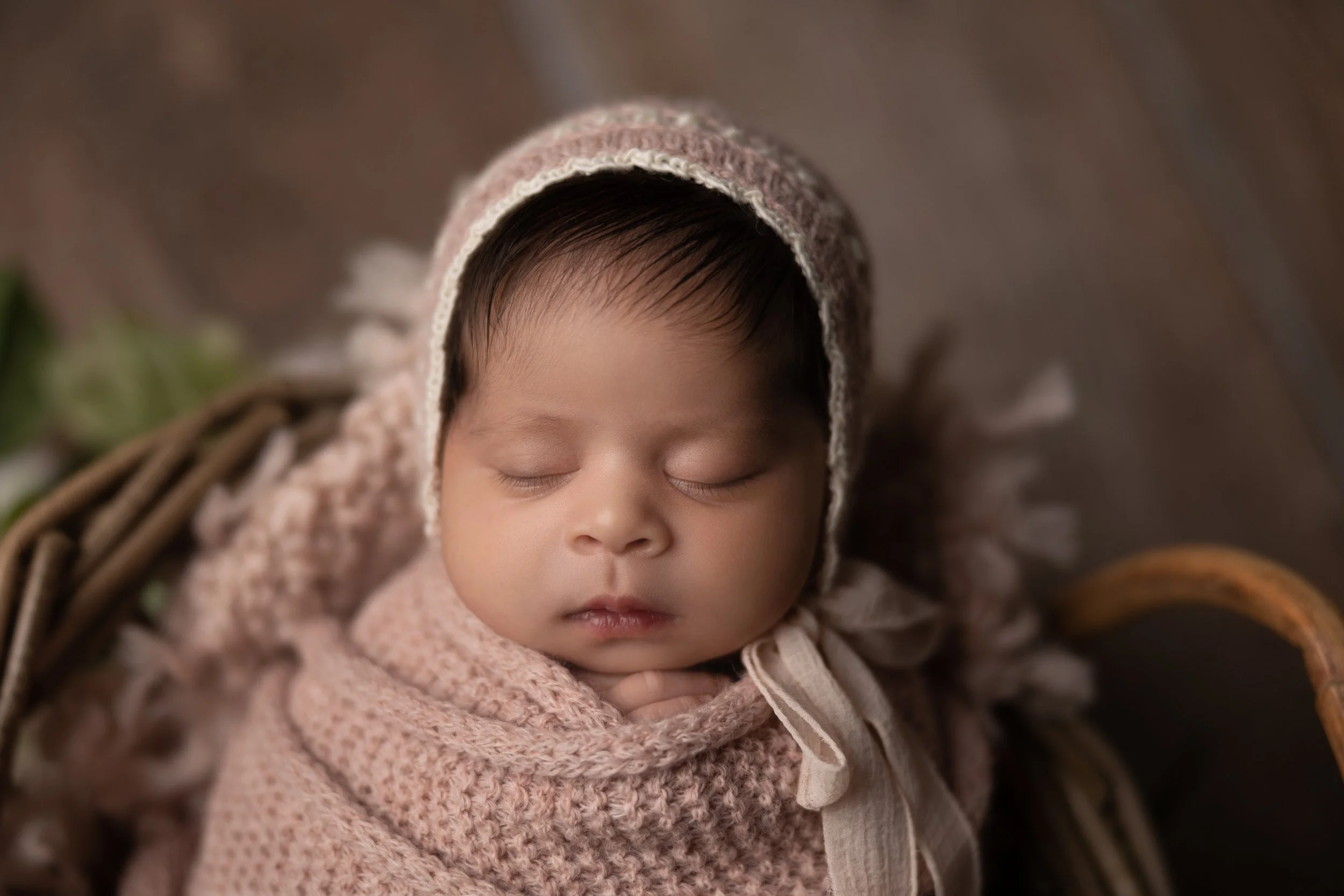 mauve-newborn-closeup-bonnet