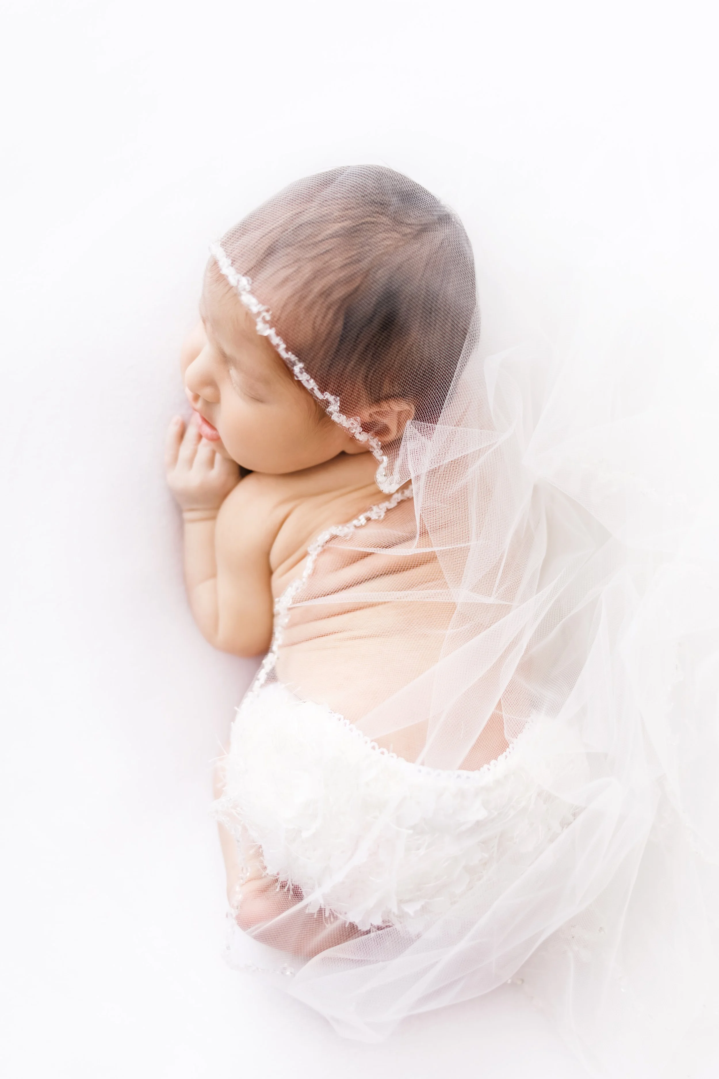claudia_newborn-33.jpg