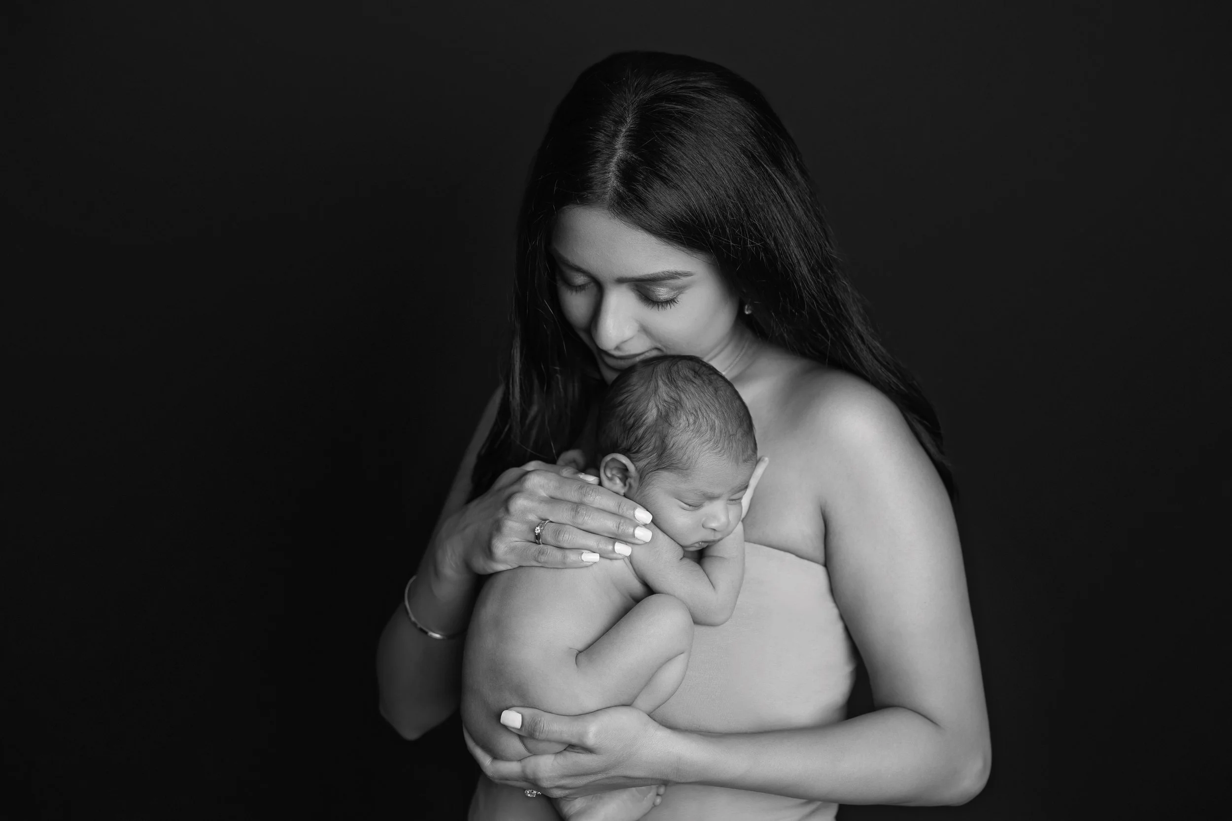 sabah-newborn-51bw.jpg