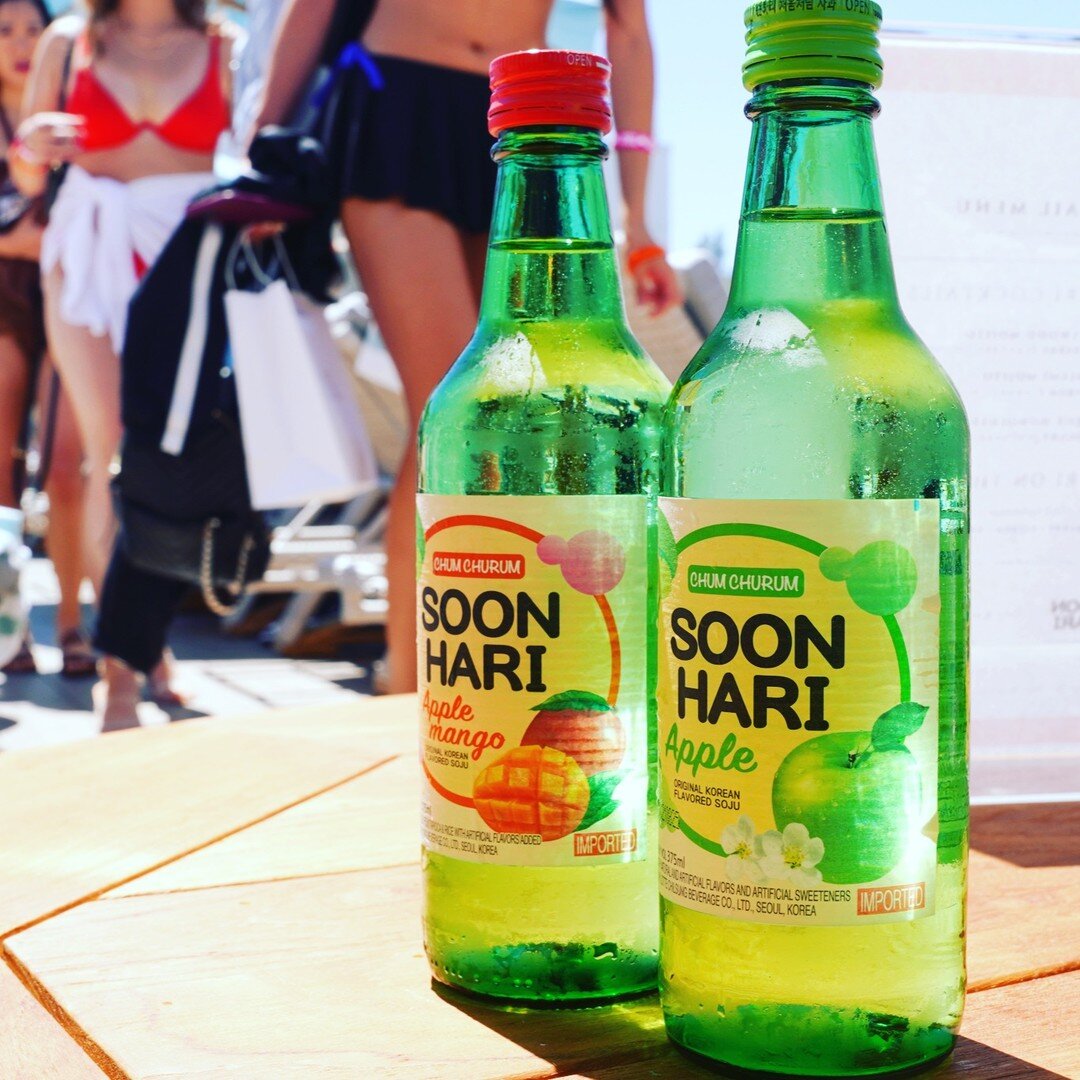 Feeling the summer heat? Cool down with one of the world's most popular Ready-to-Drink soju cocktails. &amp; perhaps a beach club 😎