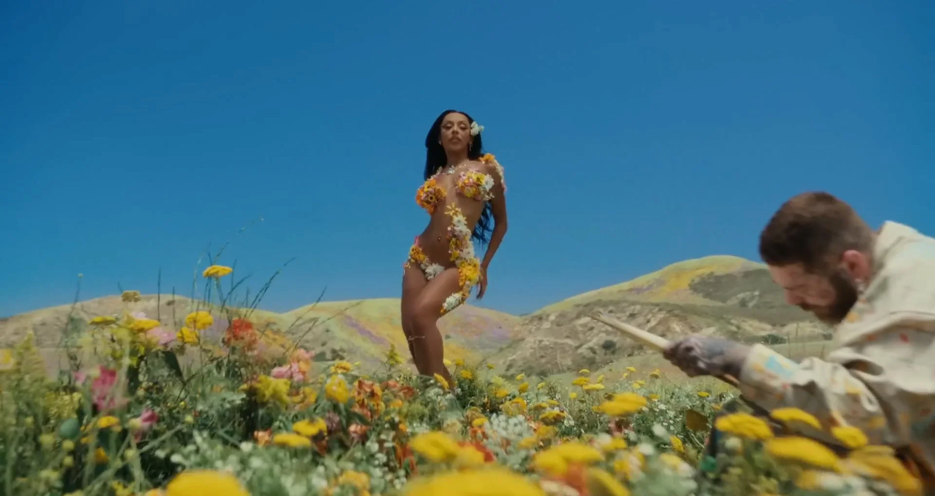 Polo G - Distraction (Official Video).00_07_54_08.Still029.JPG