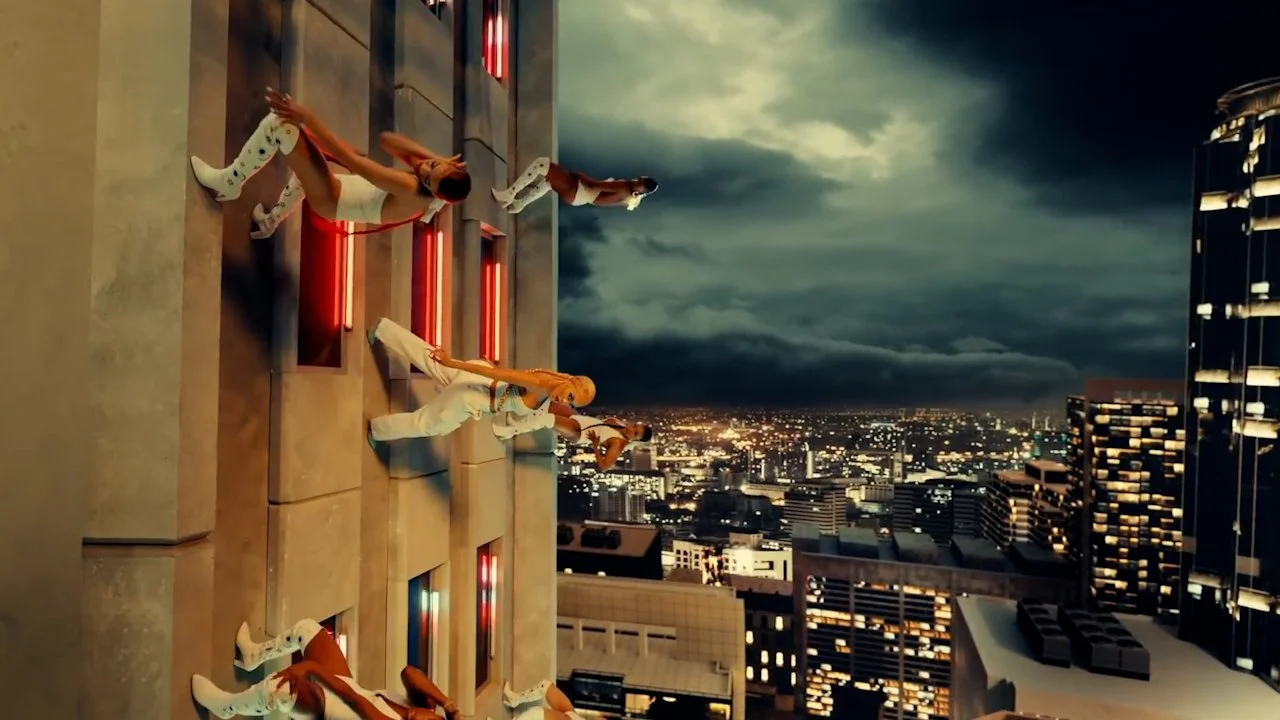 Drake - HYFR (Hell Ya Fucking Right) (Explicit) ft. Lil Wayne.01_58_46_12.Still658.jpg