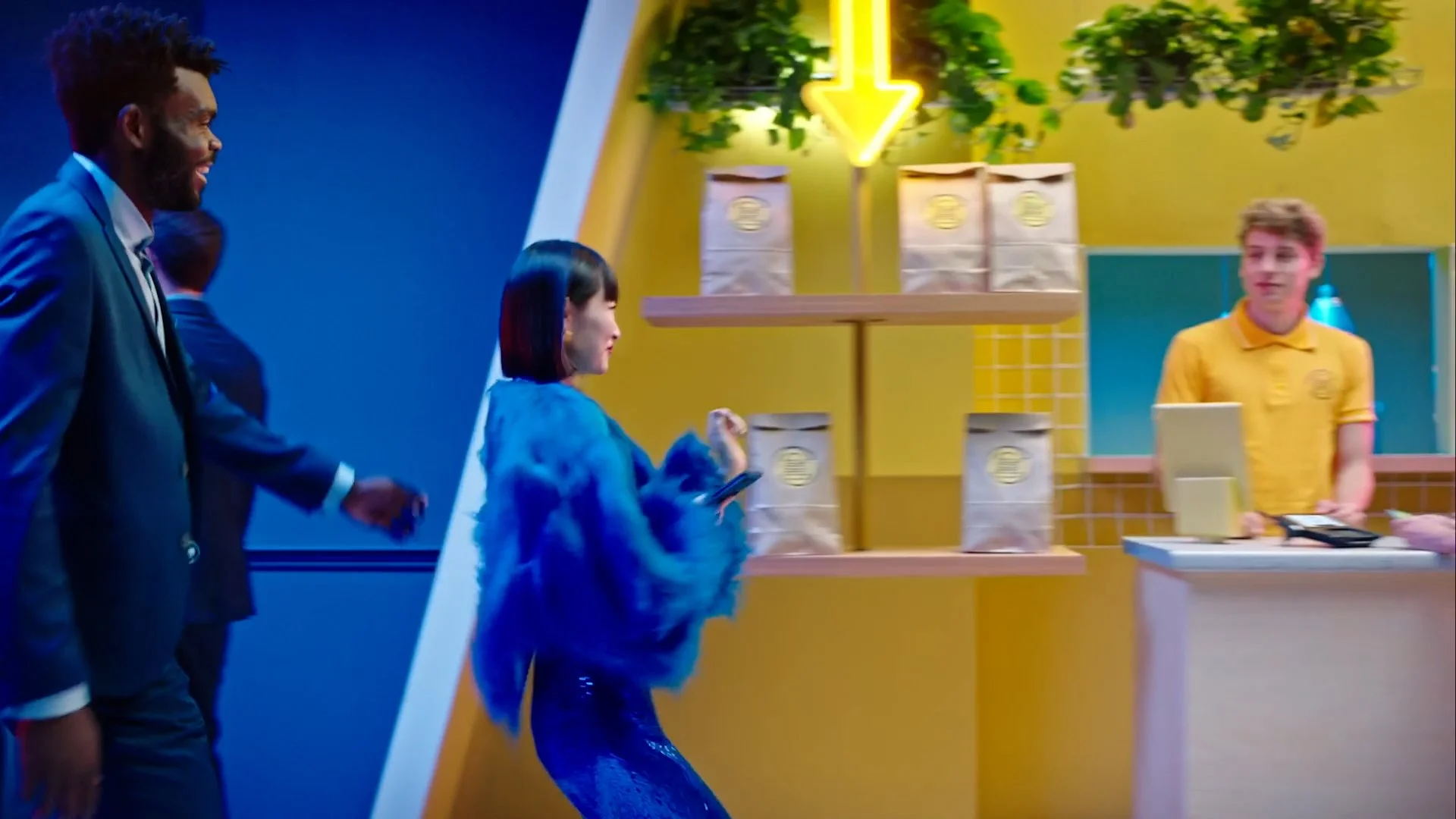 Drake - HYFR (Hell Ya Fucking Right) (Explicit) ft. Lil Wayne.00_20_12_10.Still851.jpg