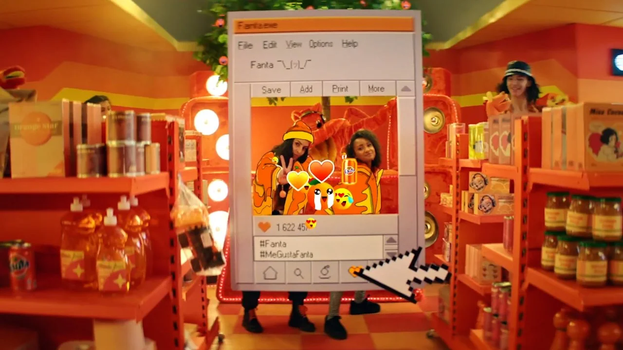 Drake - HYFR (Hell Ya Fucking Right) (Explicit) ft. Lil Wayne.01_38_45_21.Still483.jpg