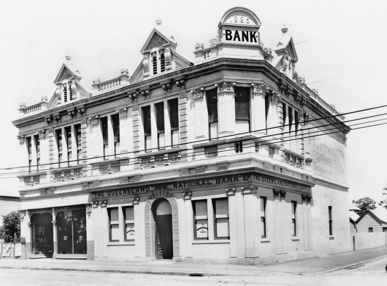 Queensland National Bank building at South Brisbane, ca. 1900