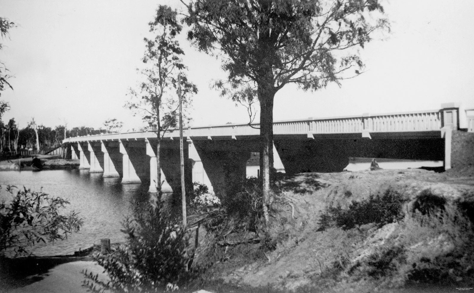 Concrete Coomera Bridge on the Southport road, 1931