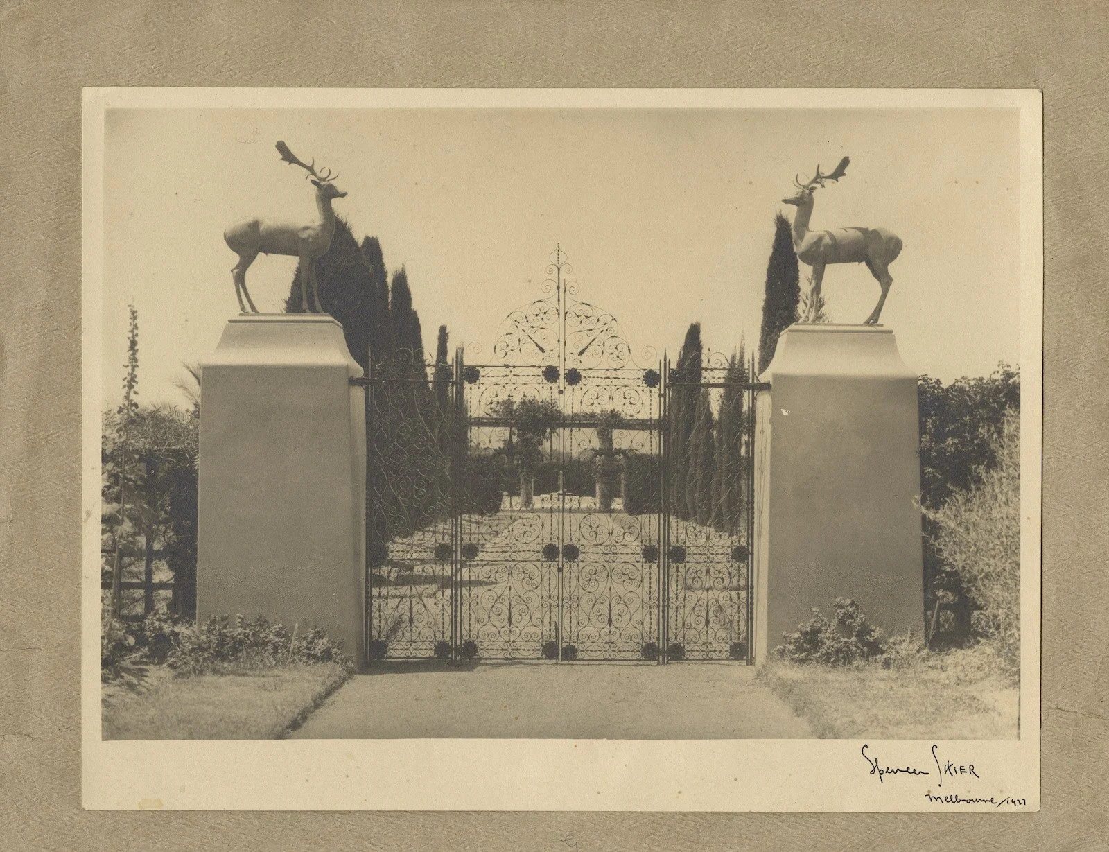 Gates at Coombe Cottage (Dame Nellie Melba) 1927