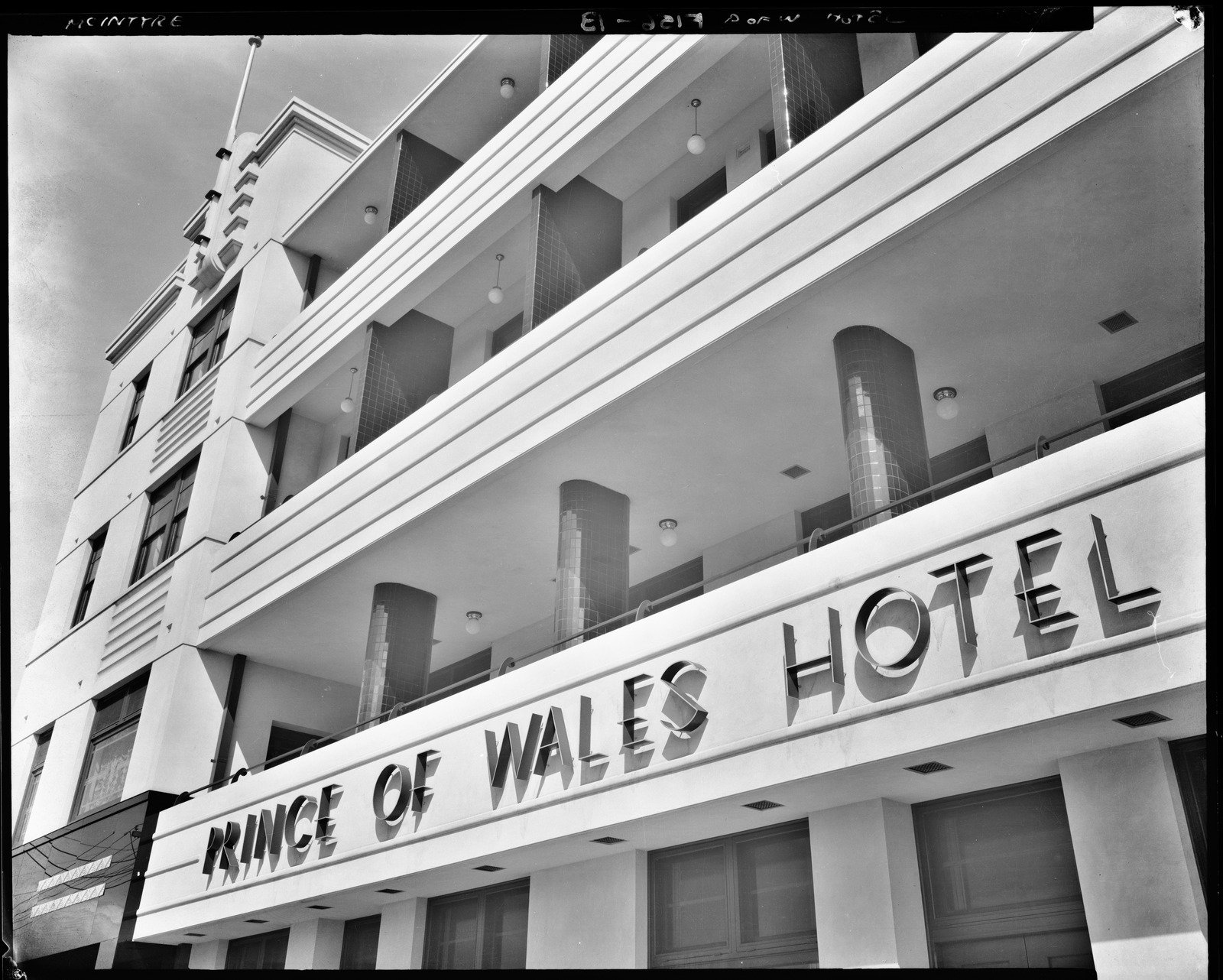 Exterior view of Prince of Wales Hotel 1939