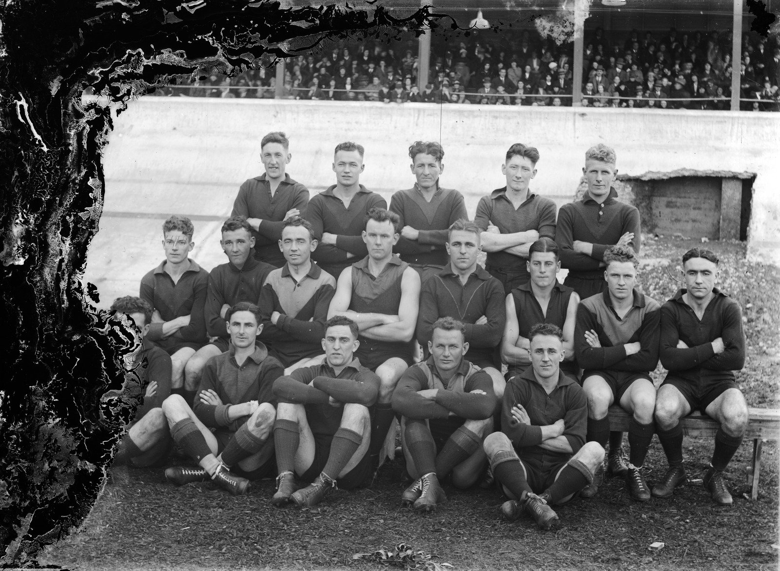 Melbourne Football Club, team photo Unknown date 1920-50 1